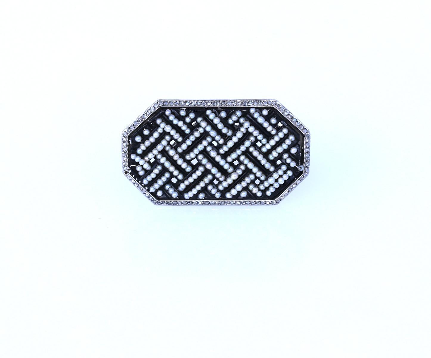 Women's or Men's Art Deco Pearl Seeds Jet Platinum Brooch, 1920 For Sale