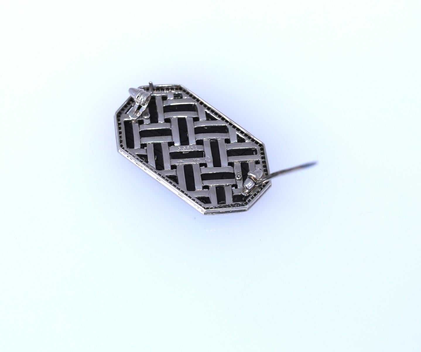 Art Deco Pearl Seeds Jet Platinum Brooch, 1920 For Sale 2