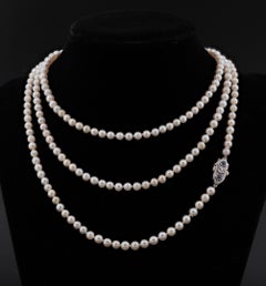 Art Deco Pearl Single Strand Sapphire Diamond 18 Kt Clasp