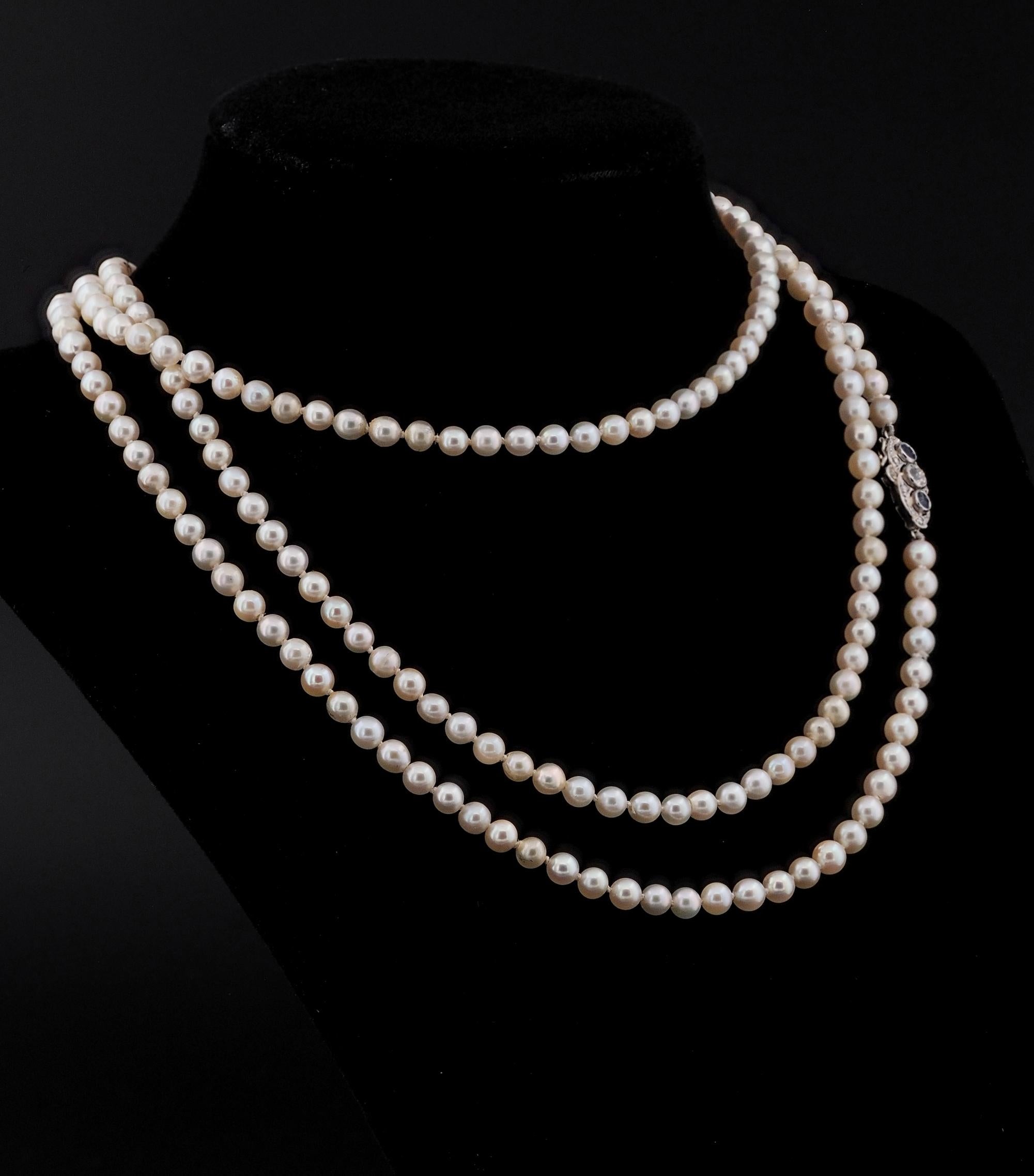 Art Deco Perle Einreihiger Saphir-Diamant-Verschluss 18 Kt (Alteuropäischer Brillantschliff) im Angebot
