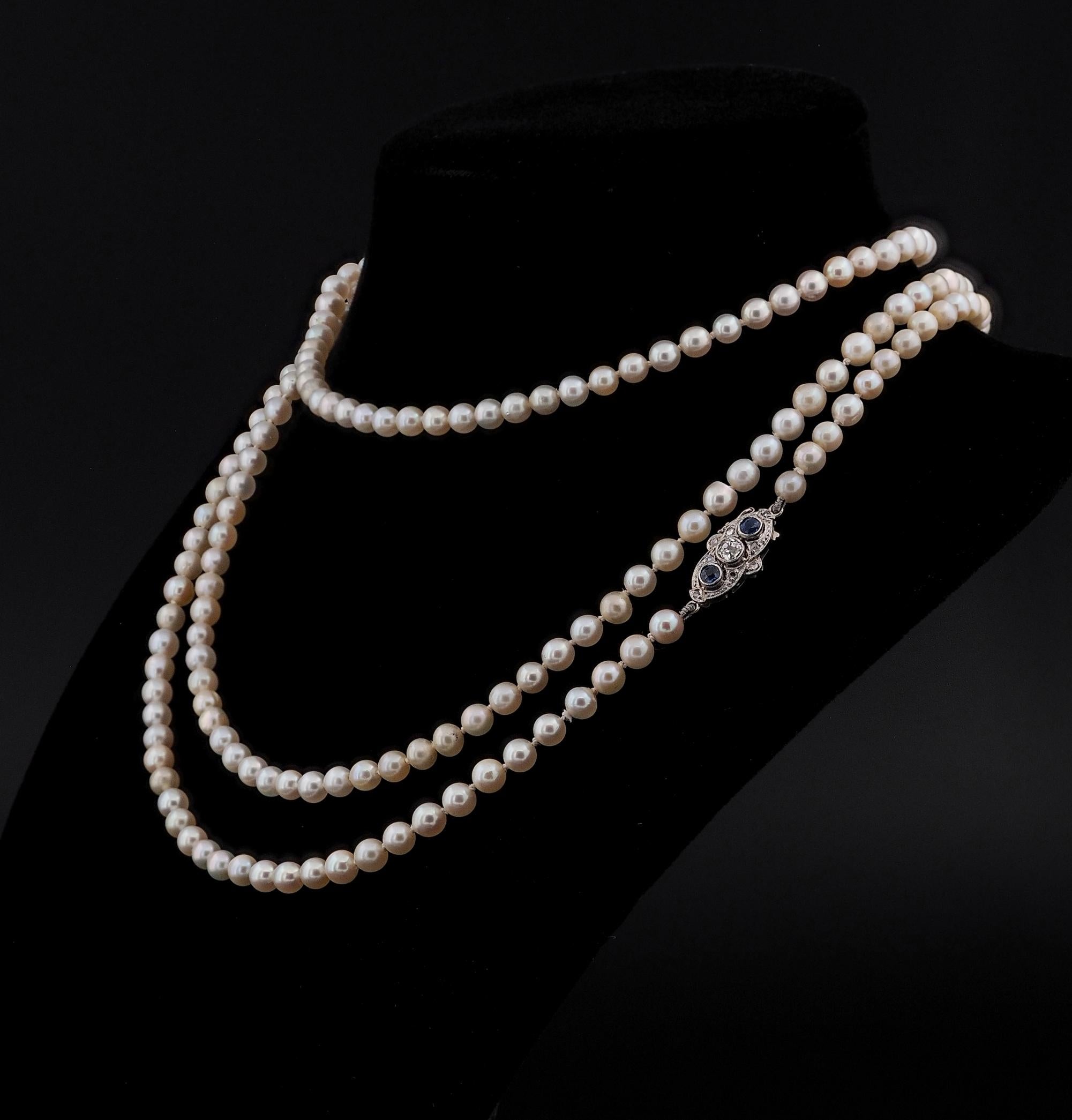 Art Deco Pearl Single Strand Sapphire Diamond 18 Kt Clasp In Good Condition For Sale In Napoli, IT