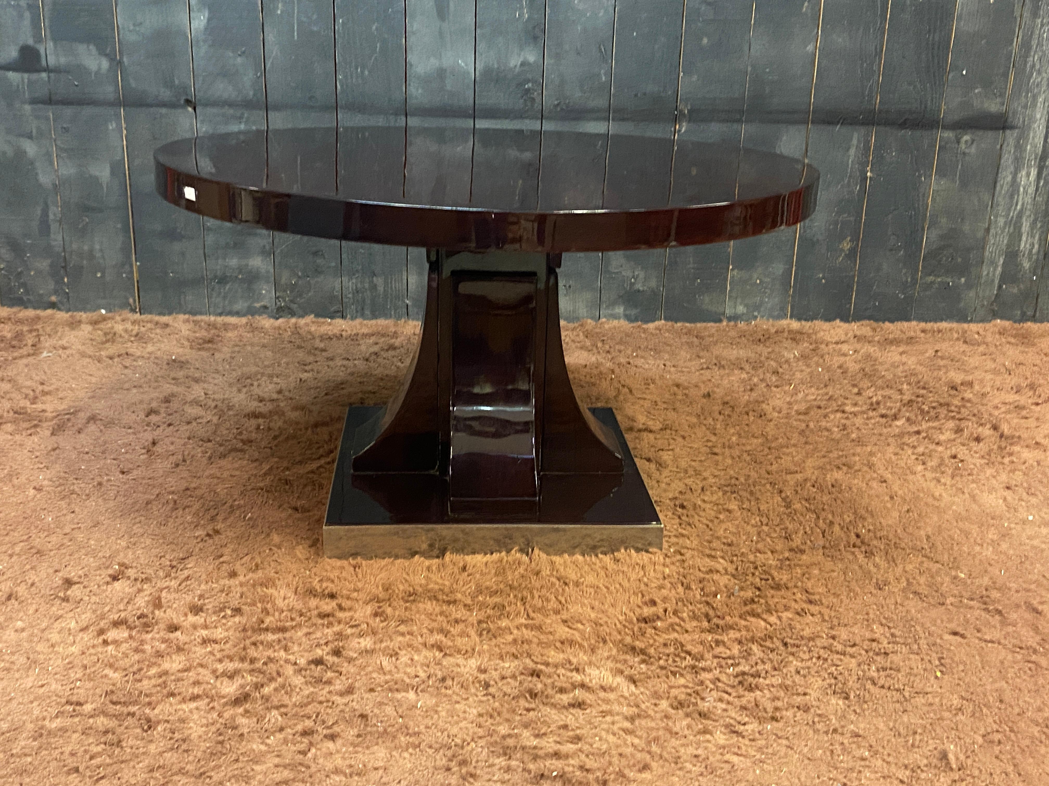 Nickel Art Deco pedestal table in varnished walnut circa 1940 For Sale