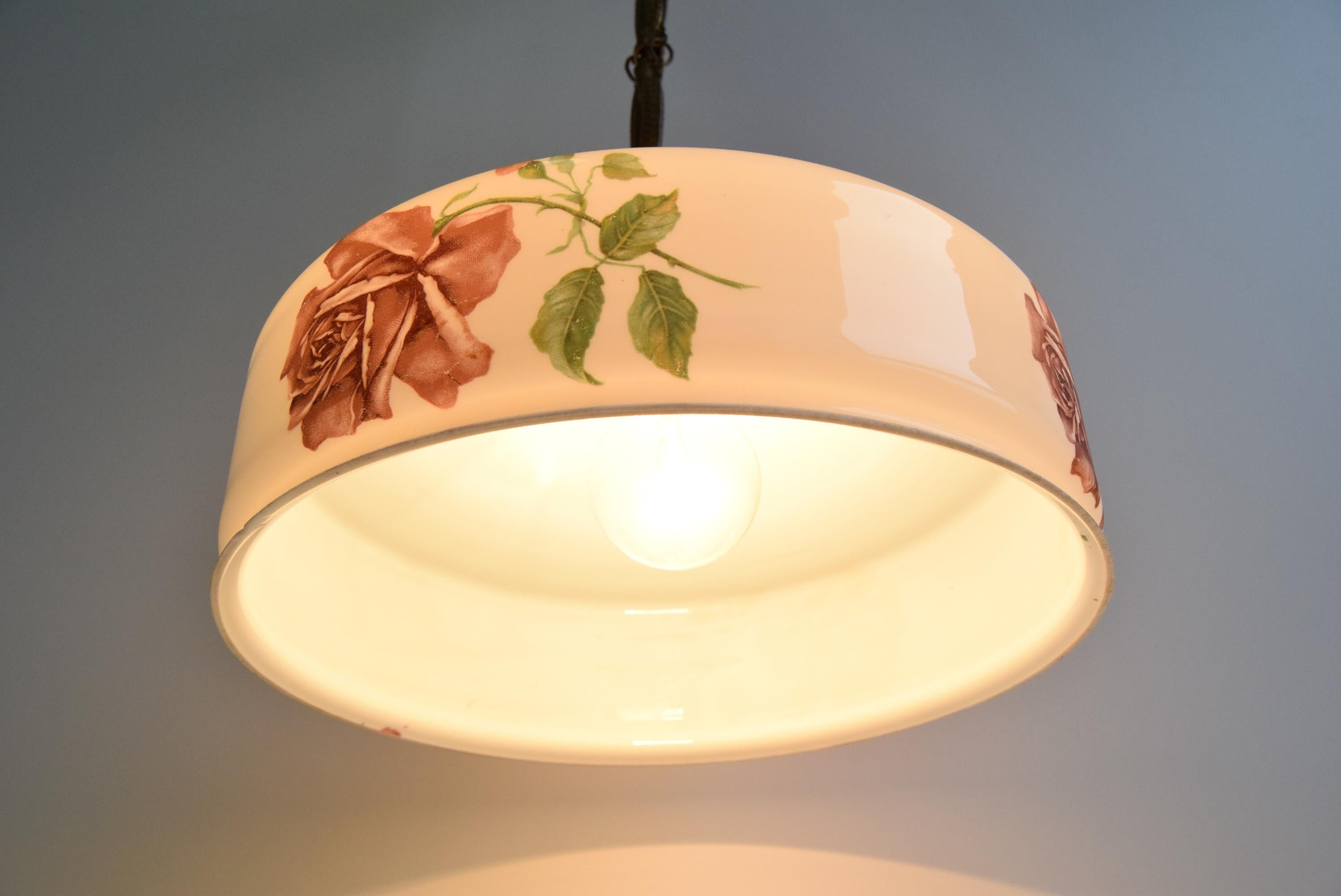 Art Deco Pendant, 1930s. For Sale 4