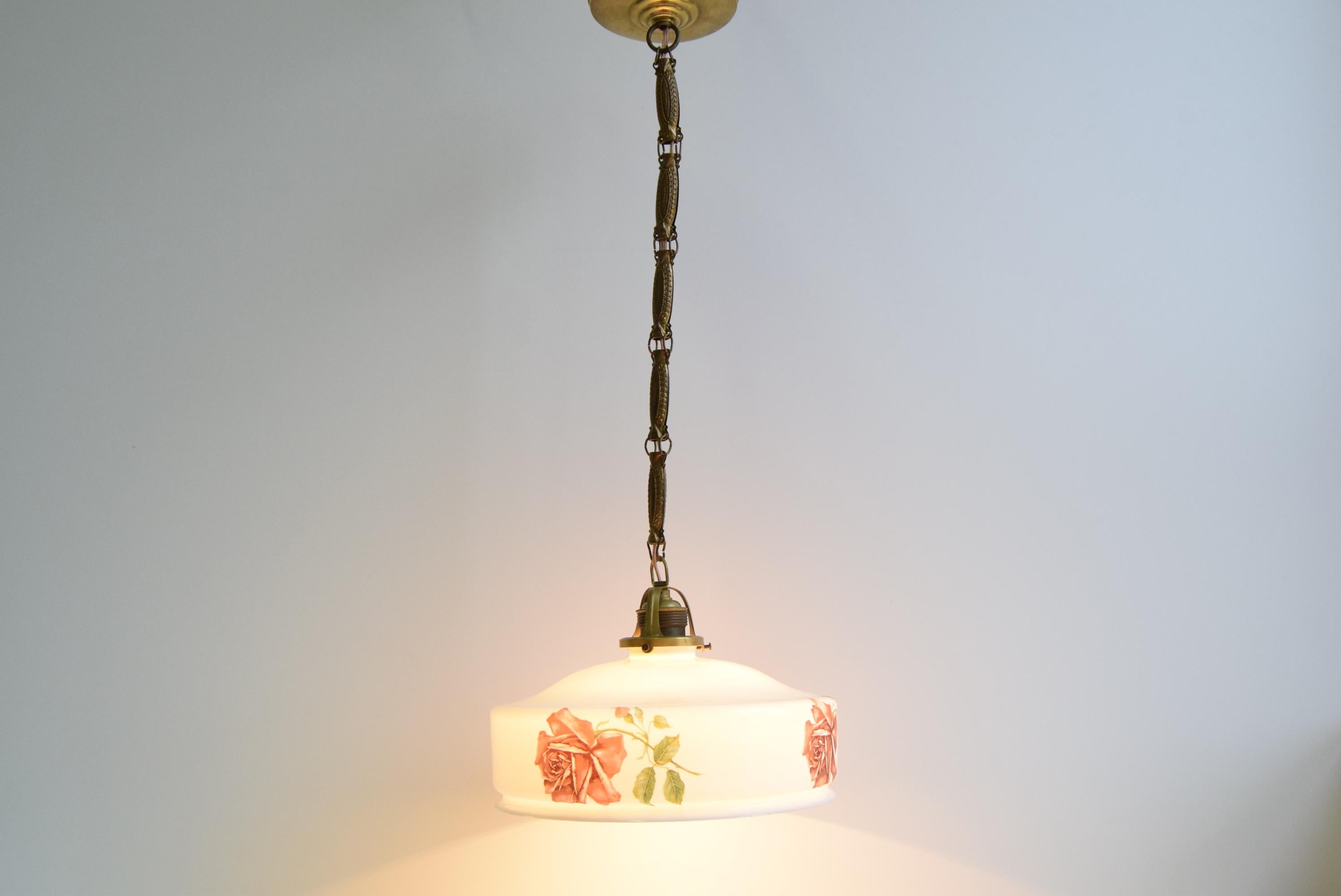 Art Deco Pendant, 1930s. For Sale 2