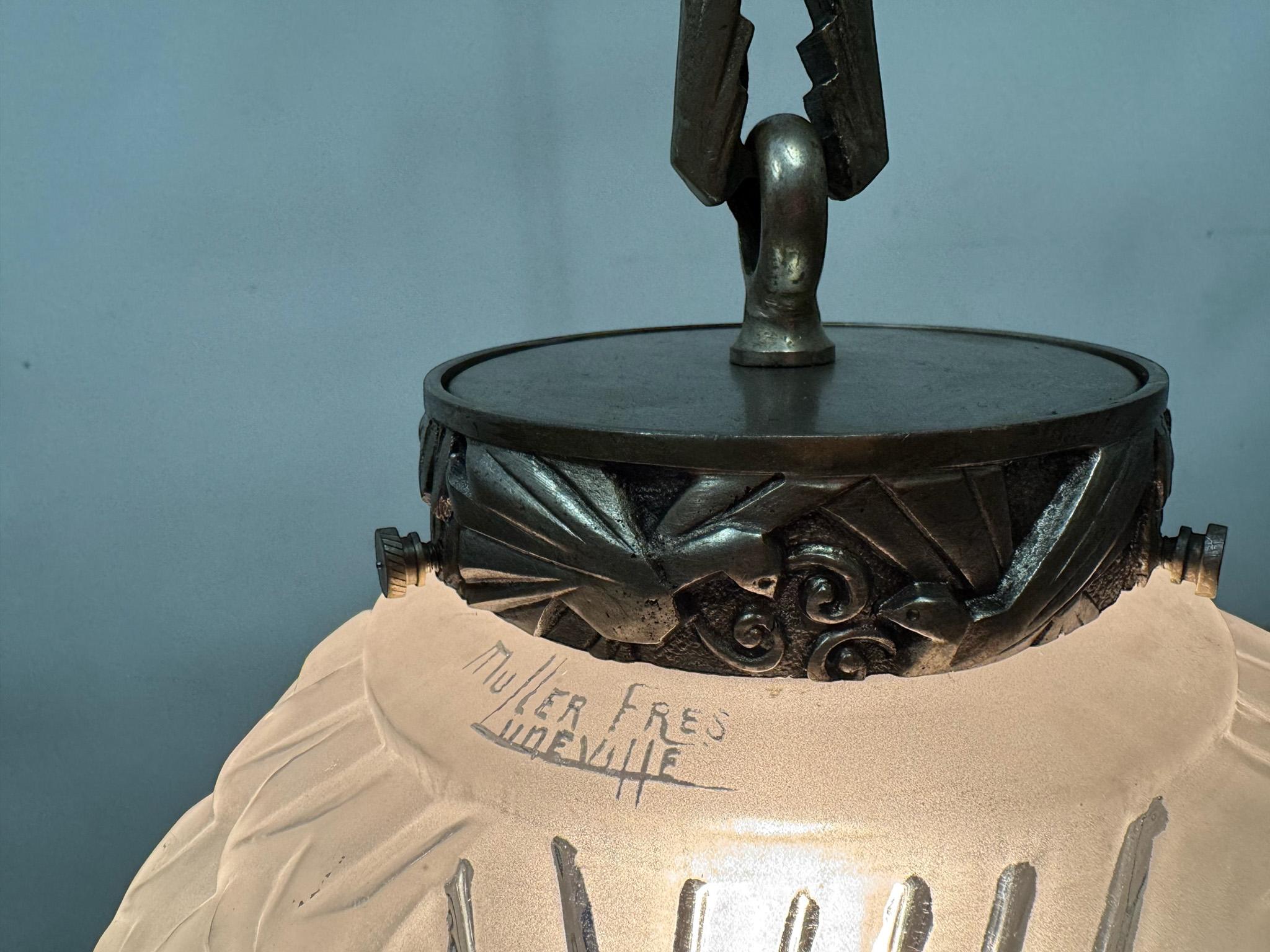 Art Deco Pendant by Muller Frères Luneville with Original Birds Shade, 1930s For Sale 1