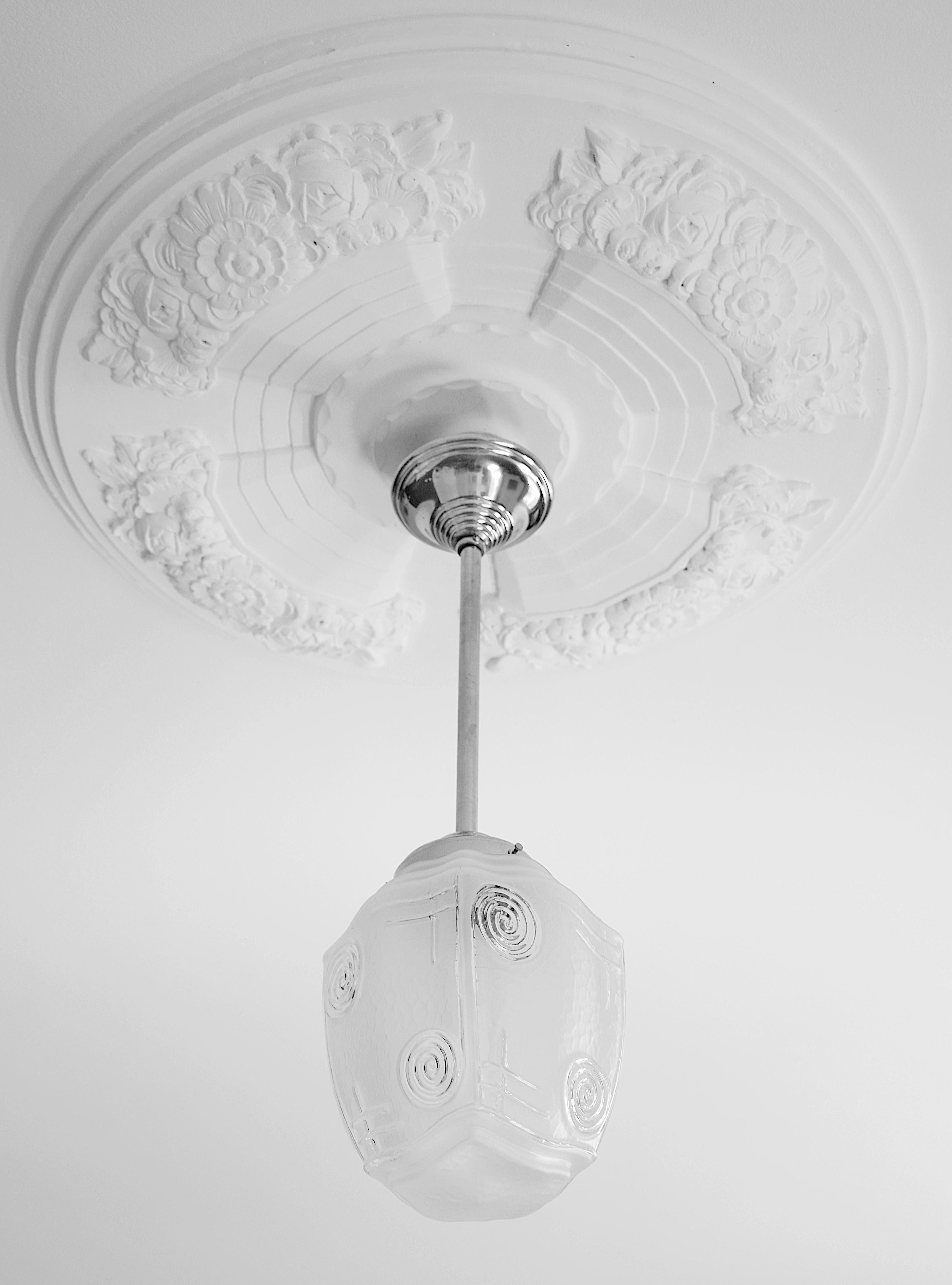 Lampadario a sospensione Art Déco, 1920 in vendita 2