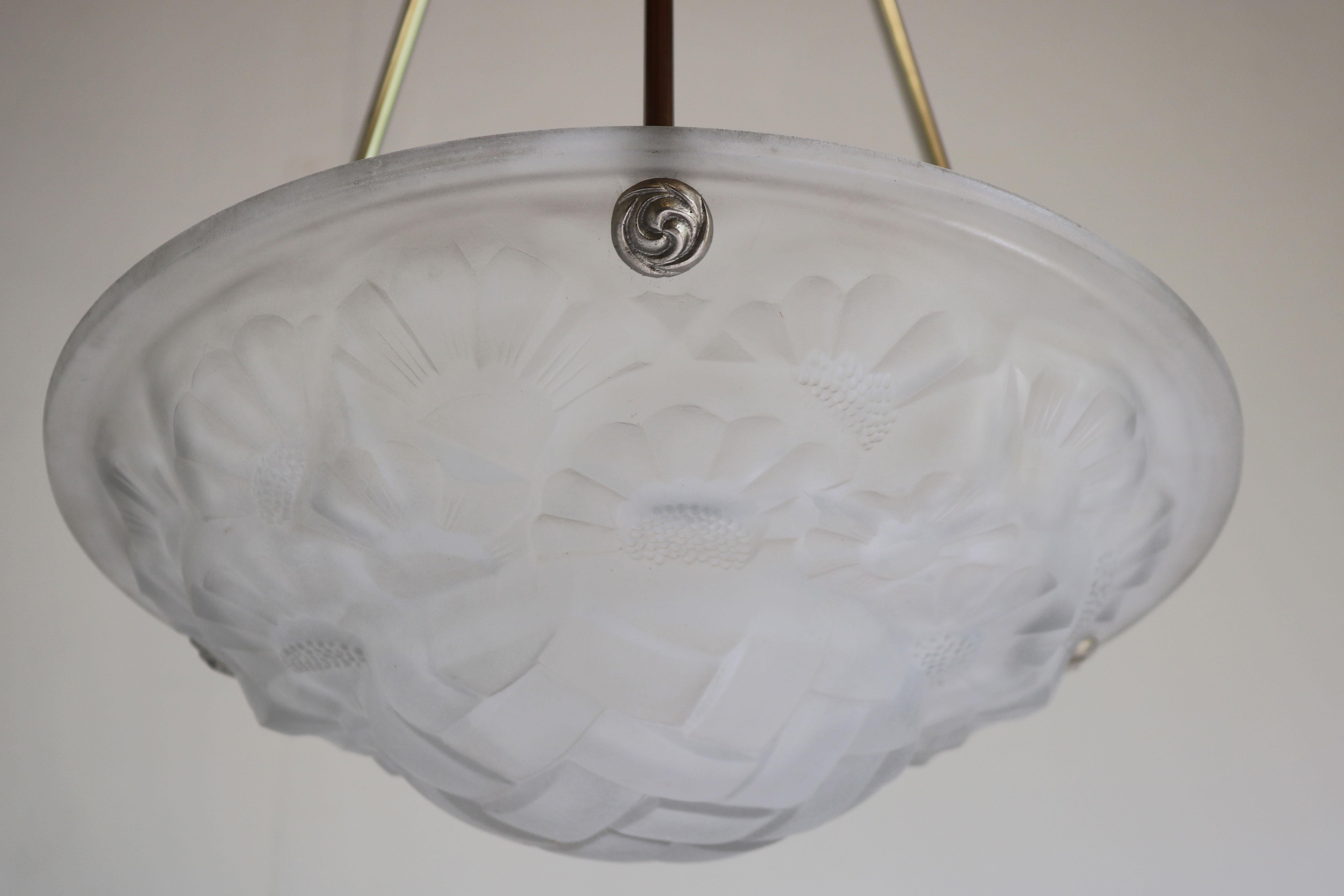 Art Deco Pendant / Chandelier by David Gueron Degue 1930 Frosted Glass White For Sale 2
