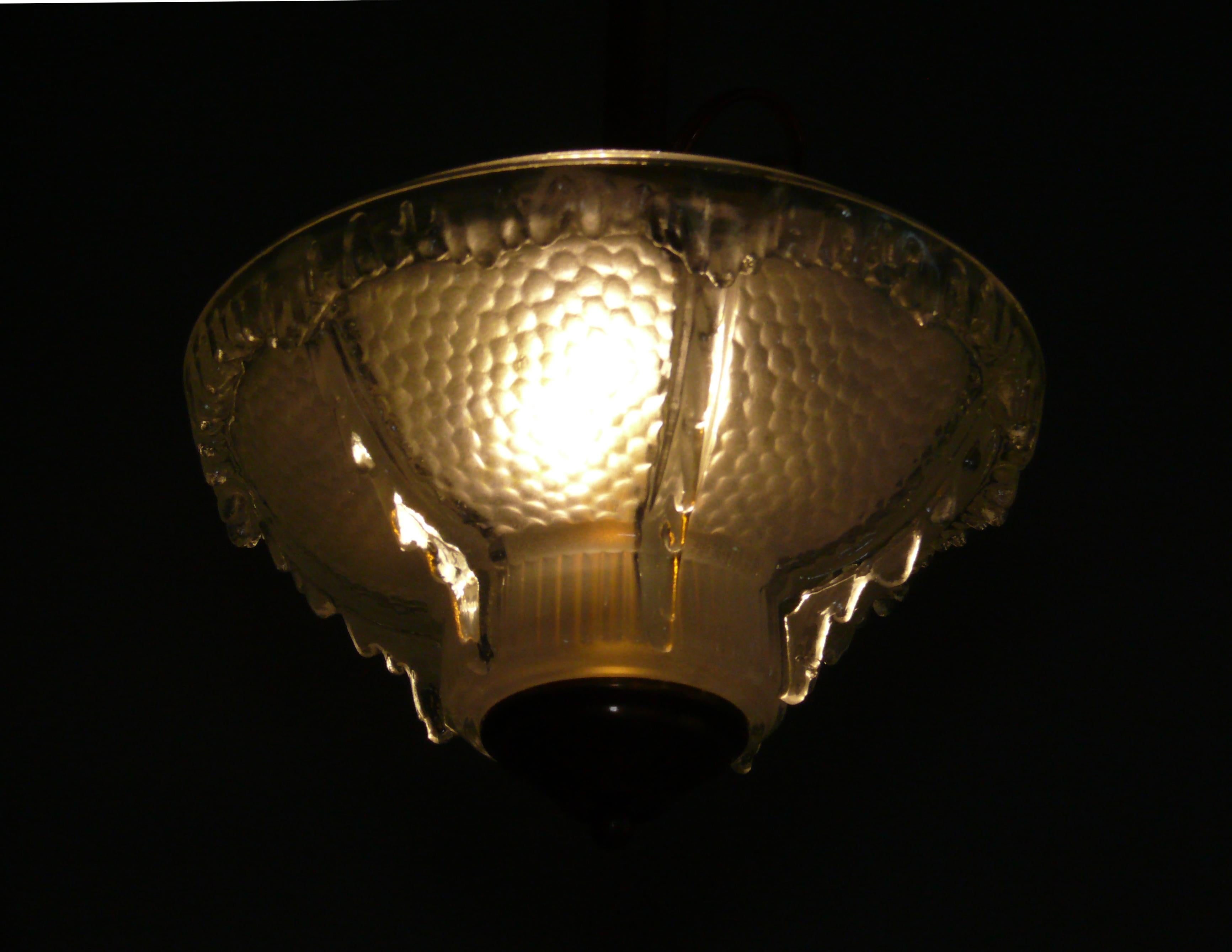Art Déco Pendant Lamp, EZAN France - Brass, Glass - 1930 In Good Condition For Sale In Schwerin, MV