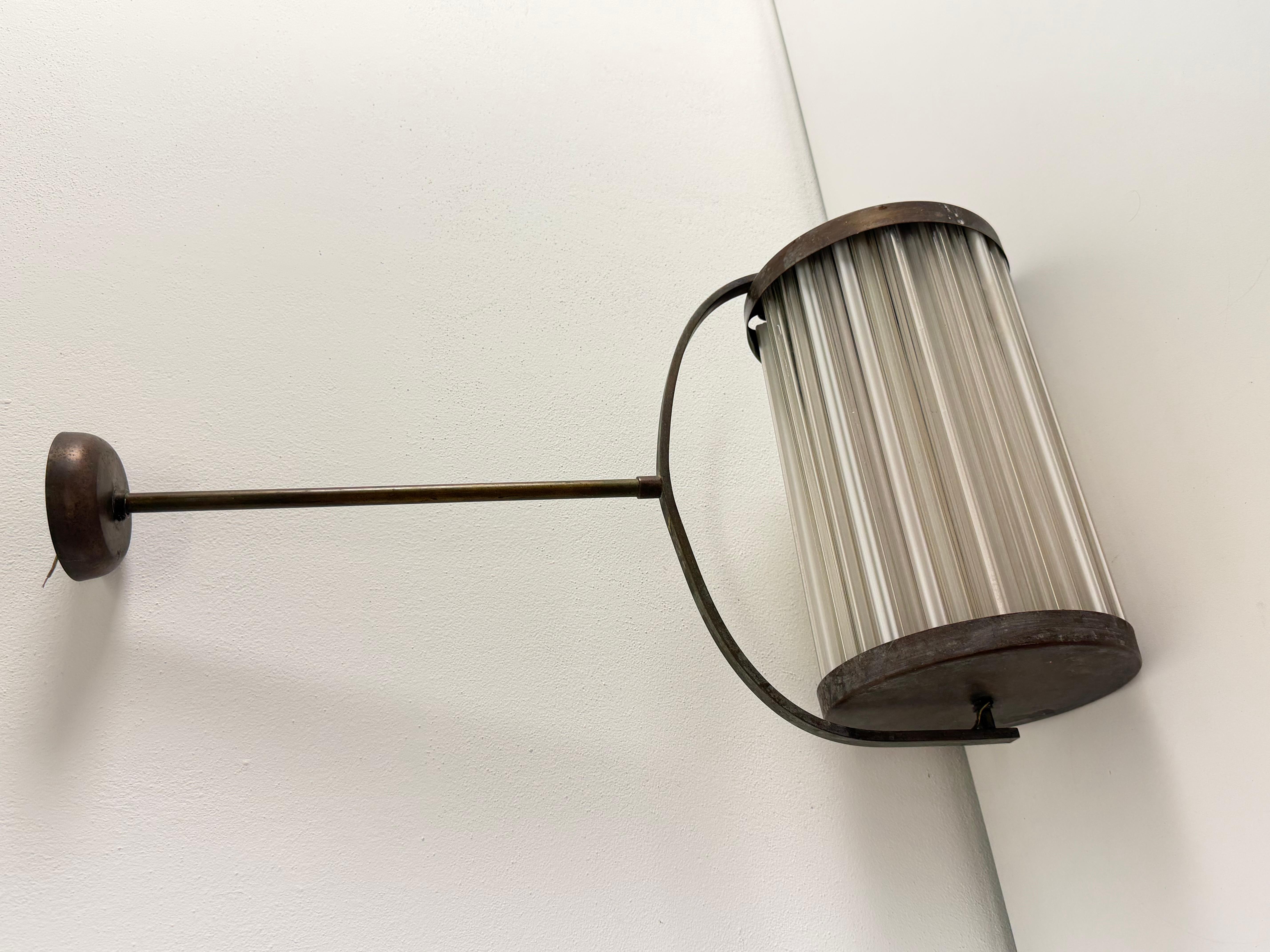 Lámpara colgante Art Déco de cobre y cristal de Murano, años 40 mediados del siglo XX en venta