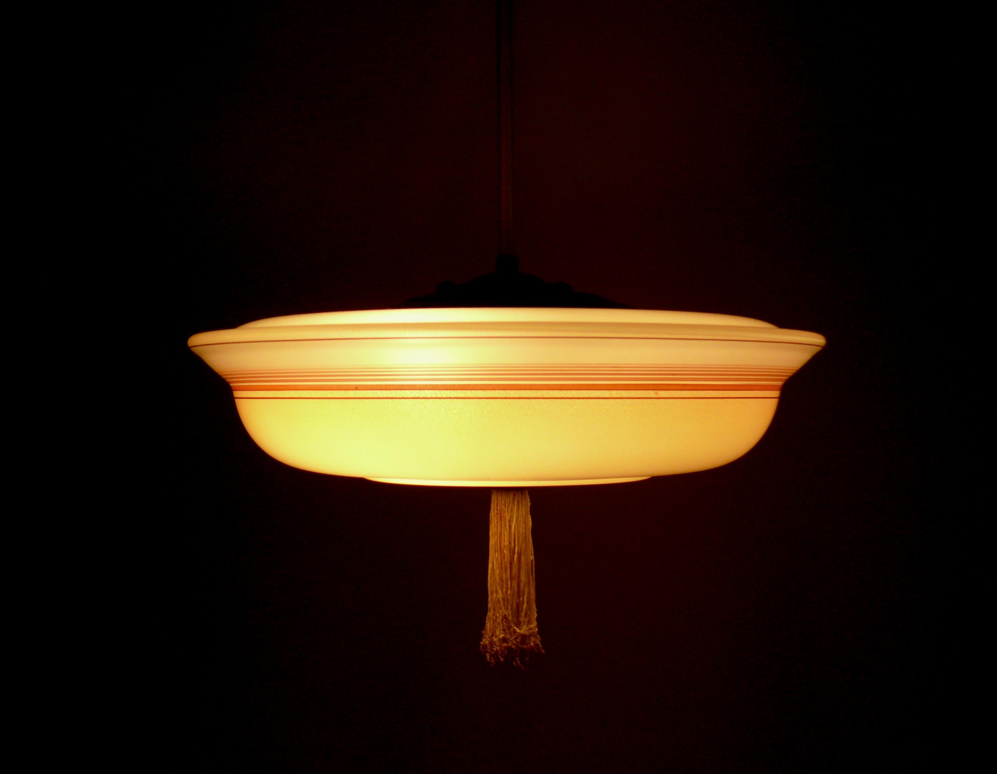 Lampada a sospensione Art Déco, anni '30 - '50 In condizioni buone in vendita a Schwerin, MV