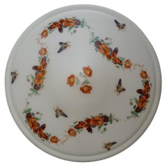 Art-Déco-Hängelampe mit Blumenmotiven und Schmetterlingen
