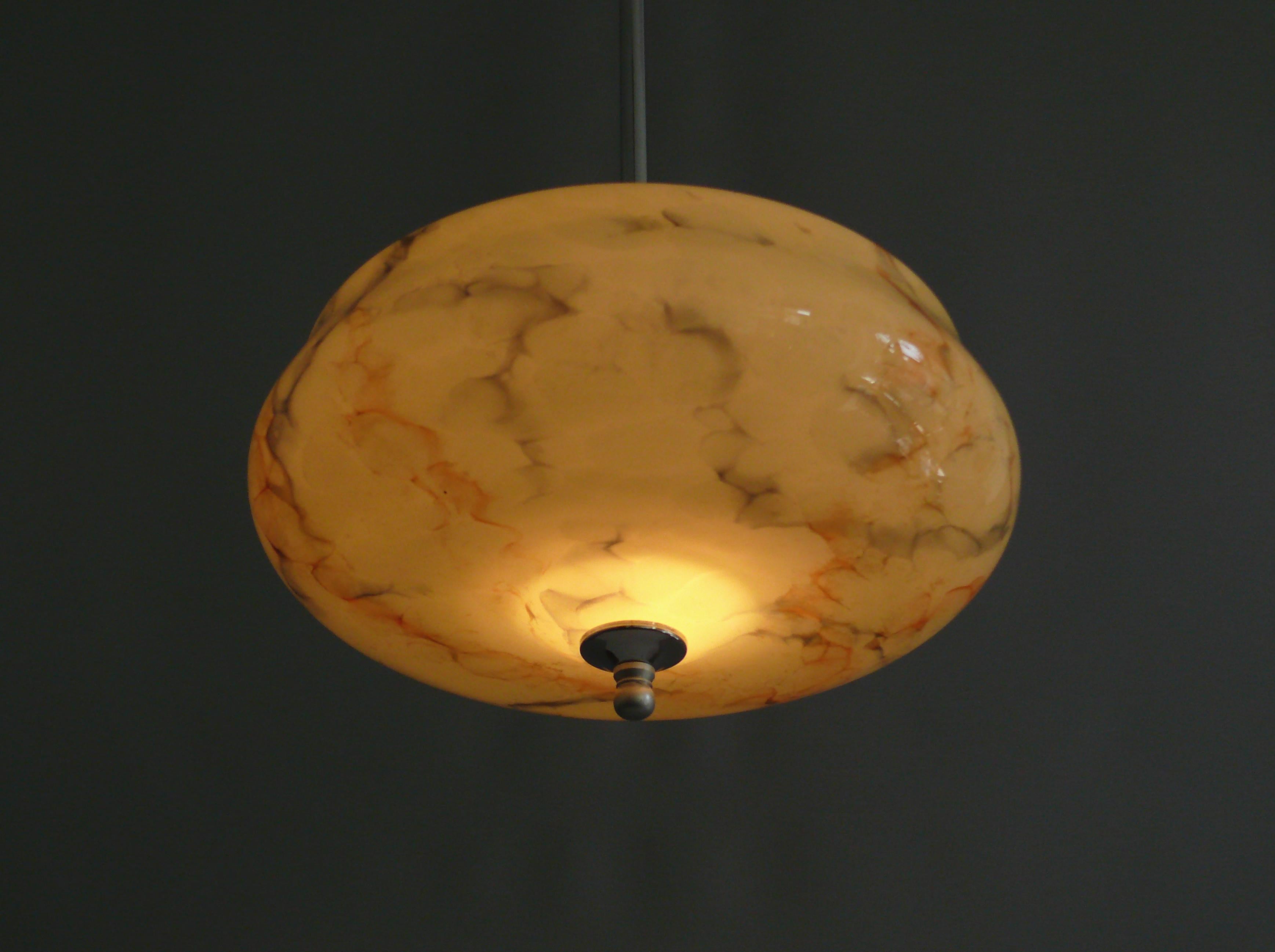 Art déco Suspension Art Déco en verre marbré, Allemagne - années 1930 en vente