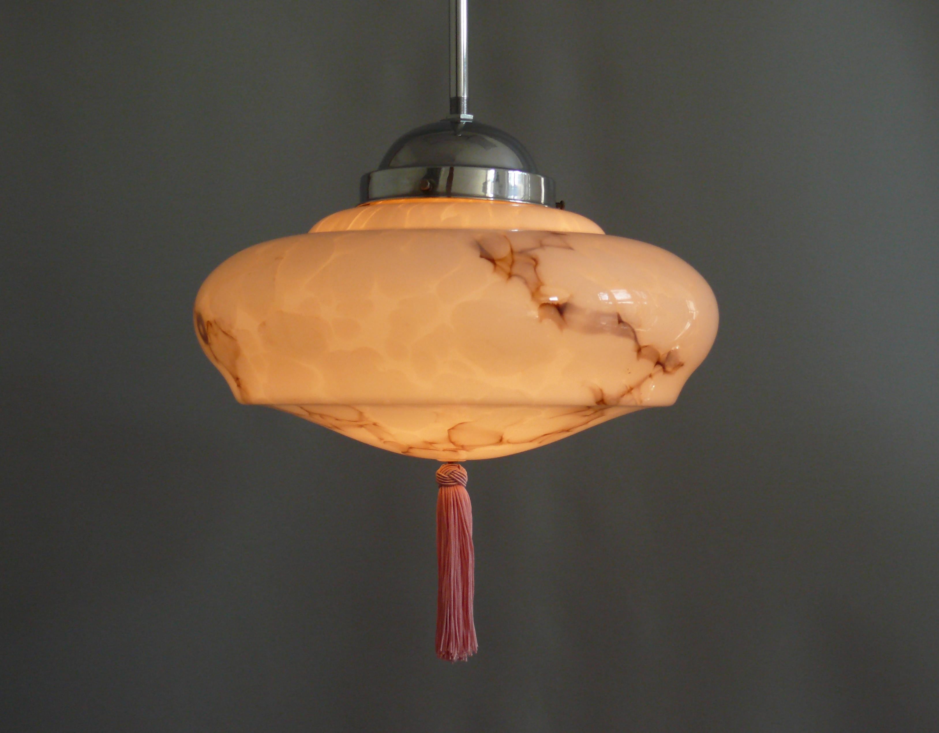 Art Déco Pendant Light with marbled glass, Germany - 1930s In Good Condition In Schwerin, MV