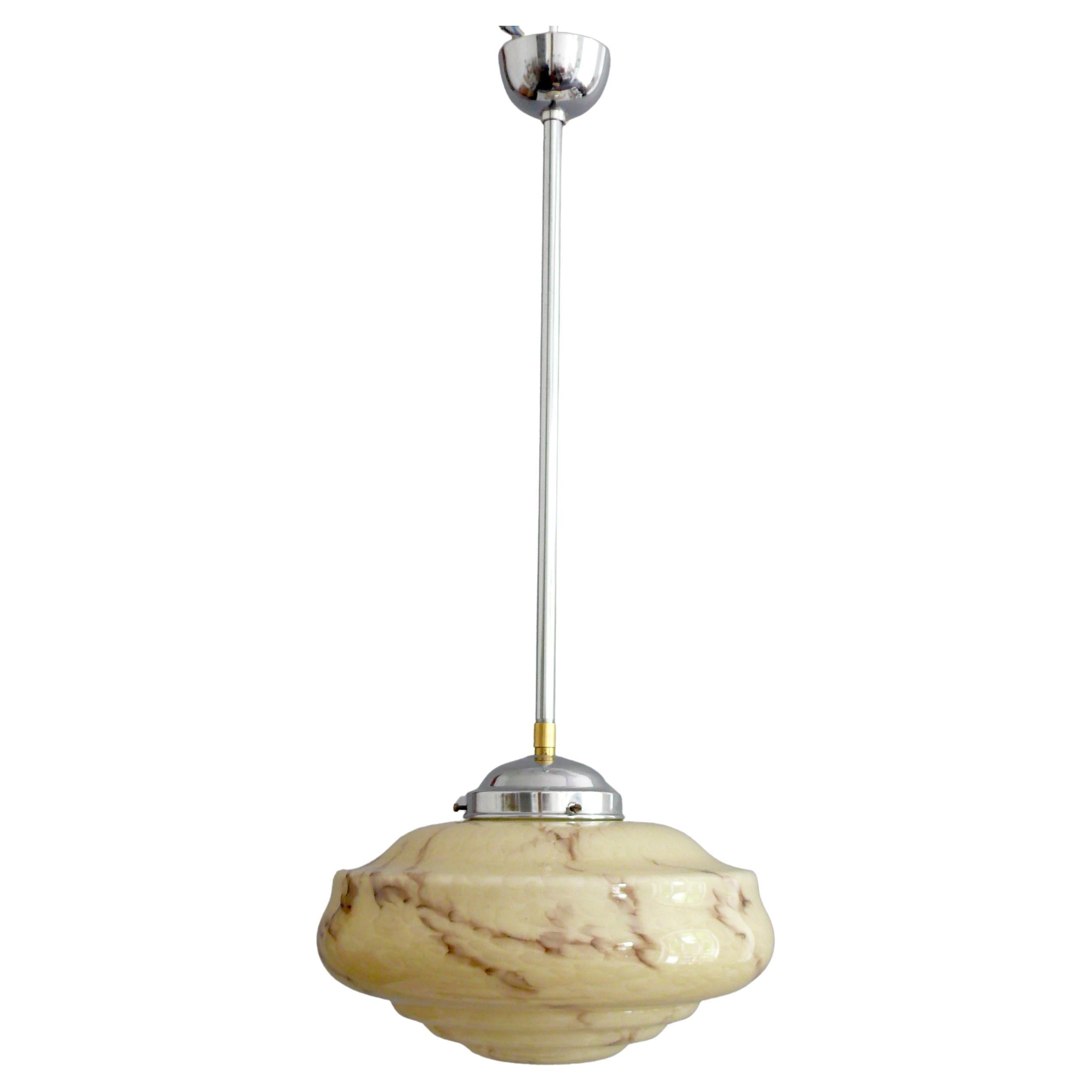 Lampada a sospensione Art Déco con vetro marmorizzato, Germania - anni '30 in vendita