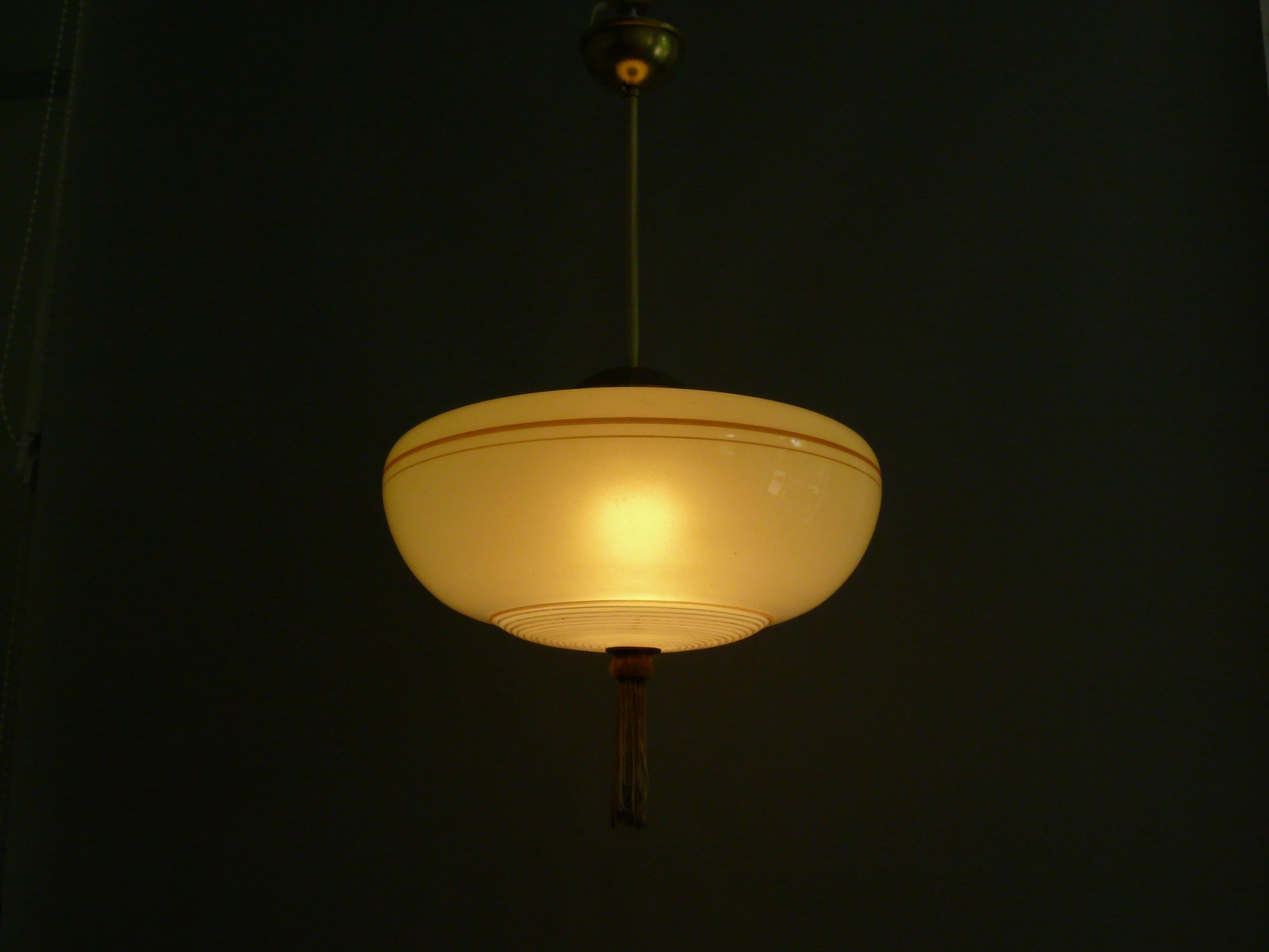 Art Deco Art Déco Pendant Light With Marbled Glass, Mid Century For Sale