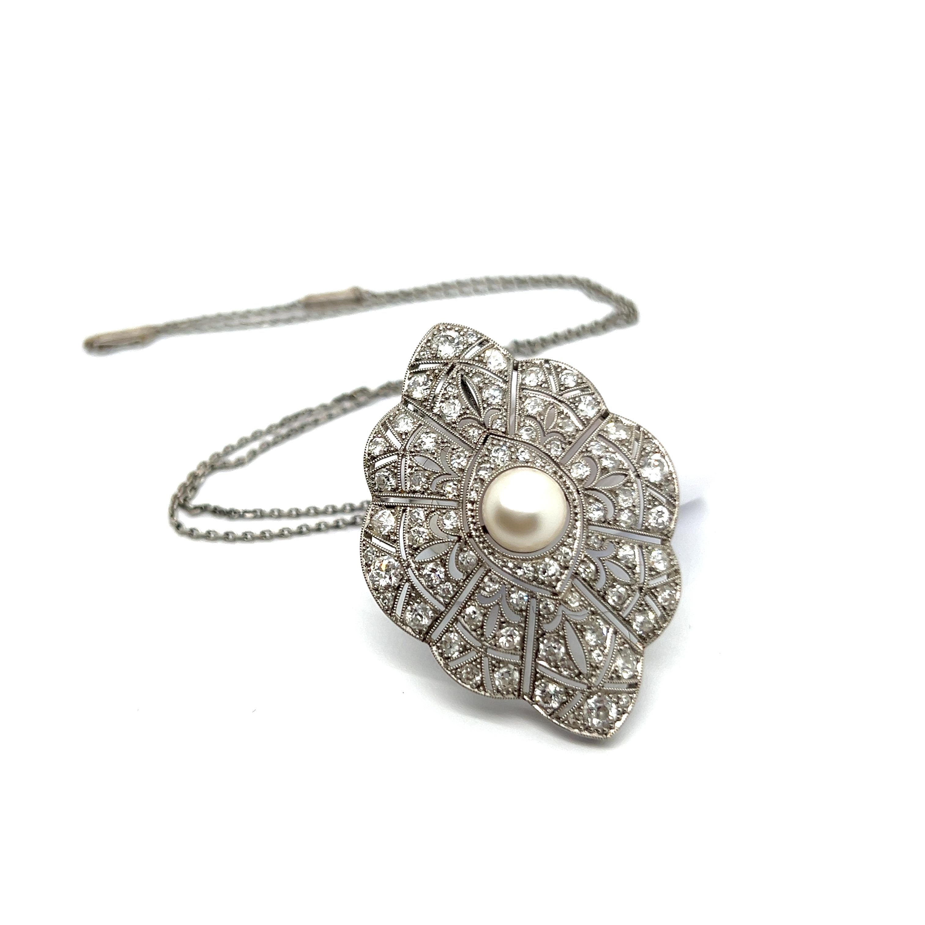 Art Deco Pendant Necklace with Diamonds & Pearl in Platinum 950 For Sale 7