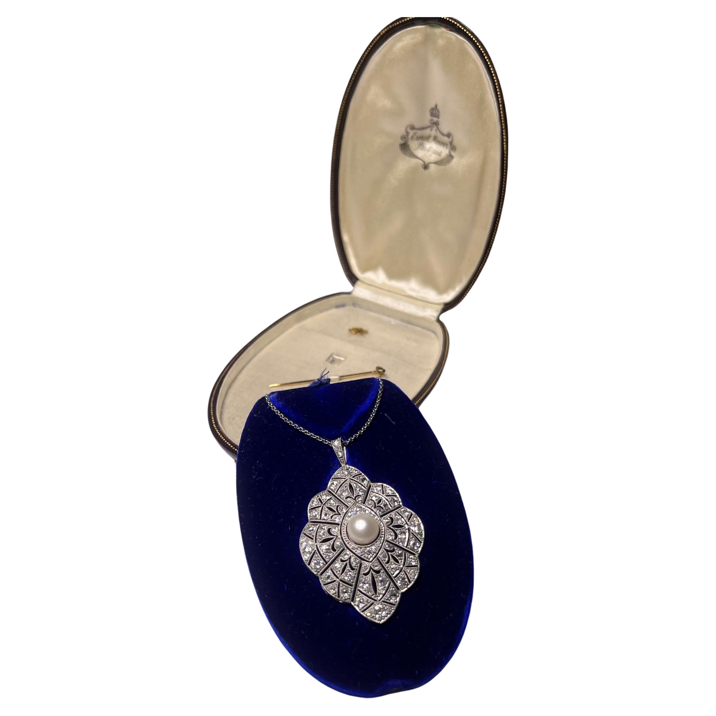 Art Deco Pendant Necklace with Diamonds & Pearl in Platinum 950 For Sale 12