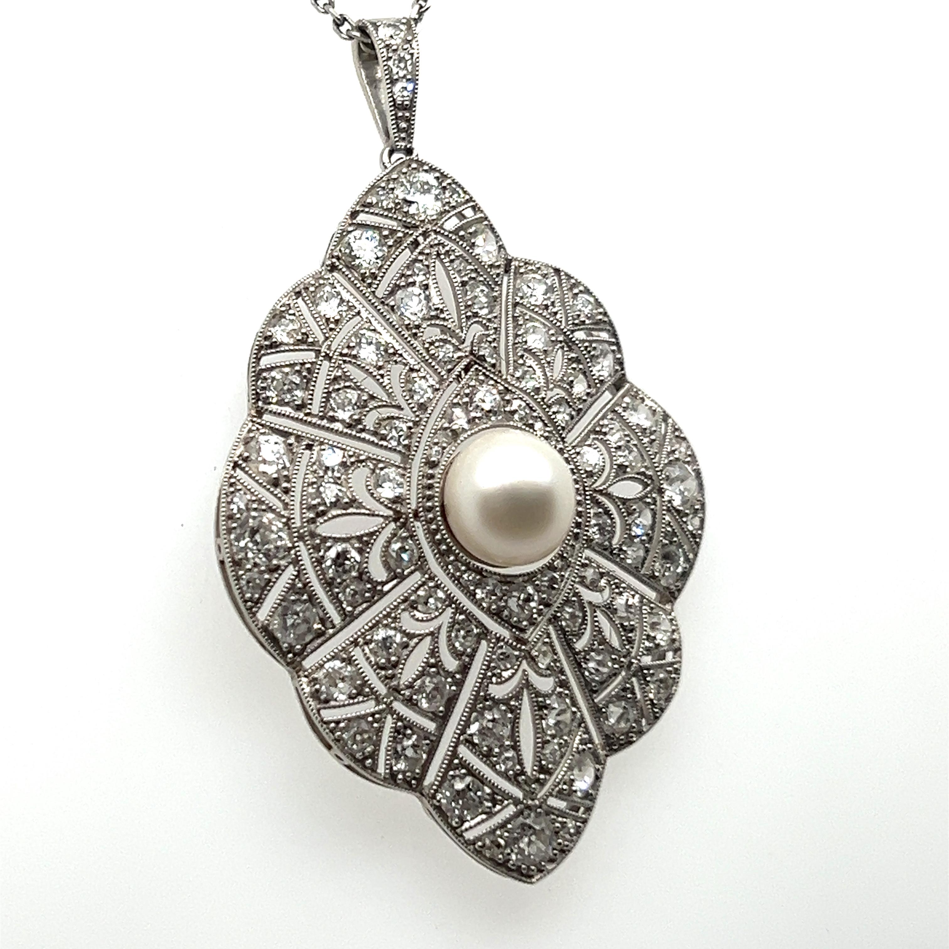 Art Deco Pendant Necklace with Diamonds & Pearl in Platinum 950 For Sale 3