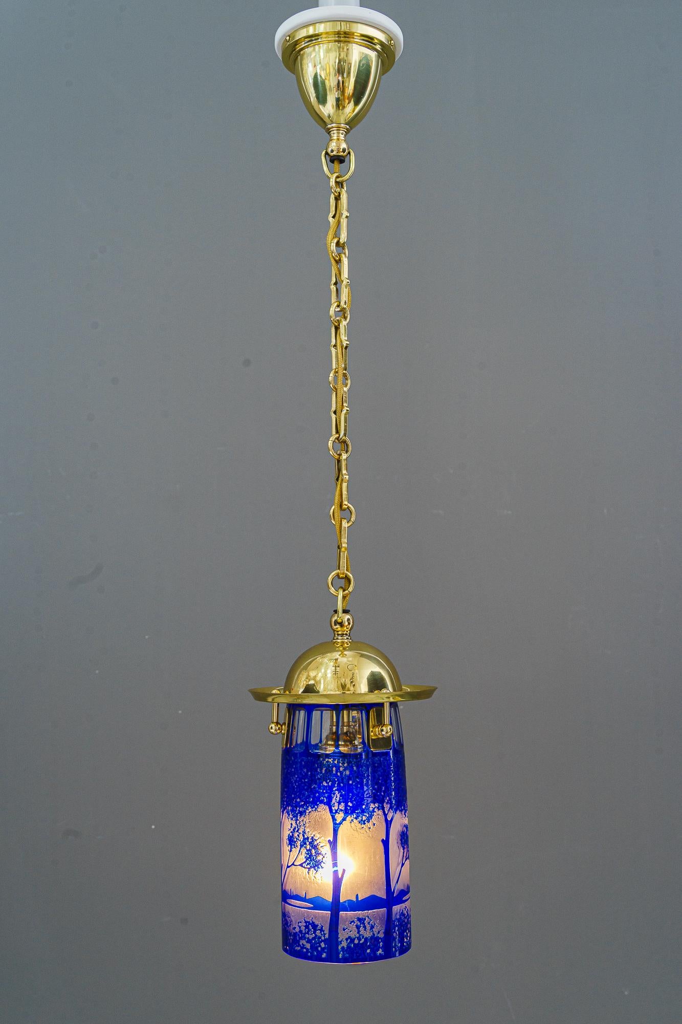 Suspension Art Déco Vienne avec abat-jour en verre taillé d'origine vers 1920 2