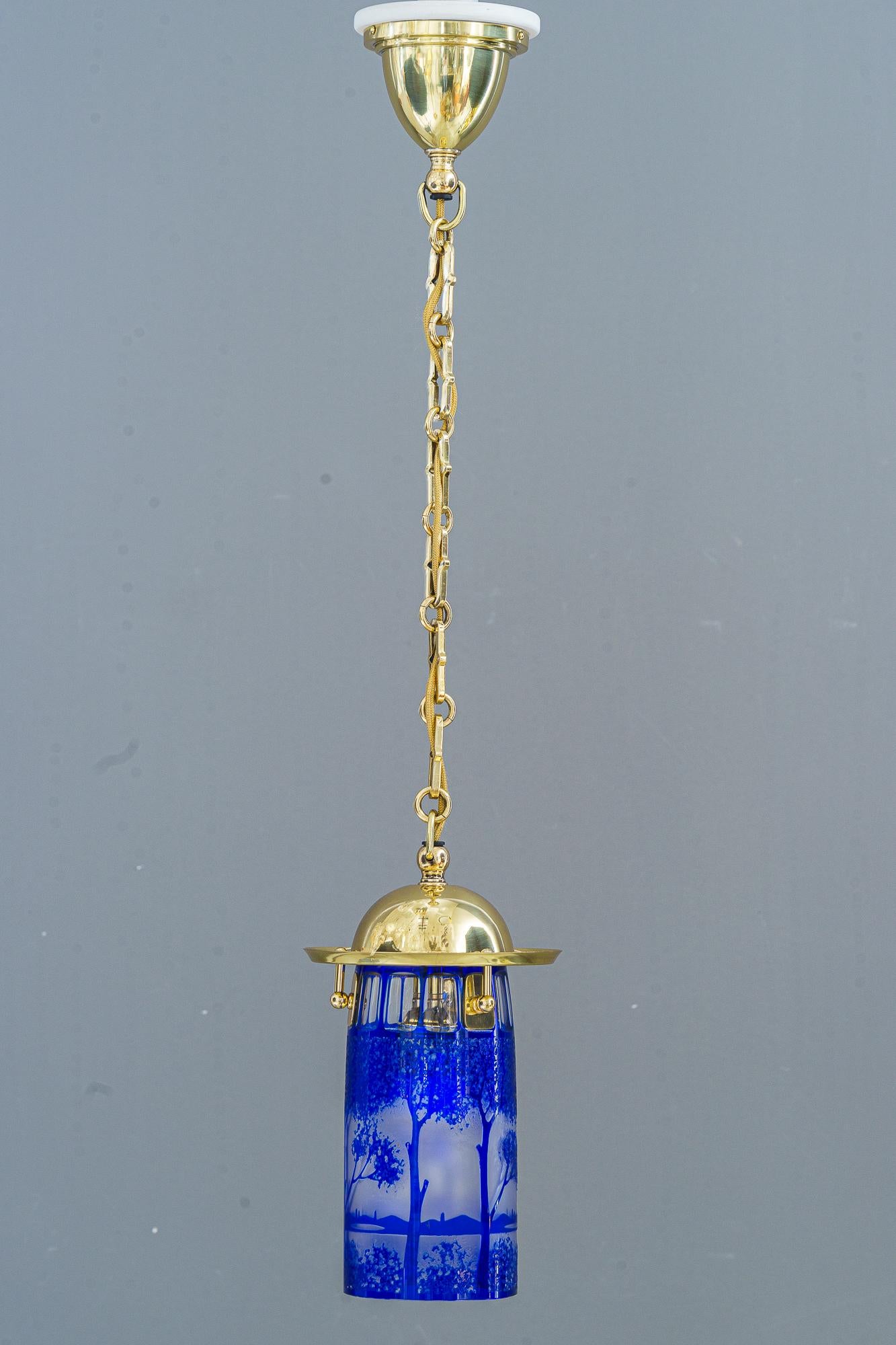 Art Deco pendant vienna with original antique cut glass shade around 1920s
Brass polished and stove enameled
Original antique cut gllass shade