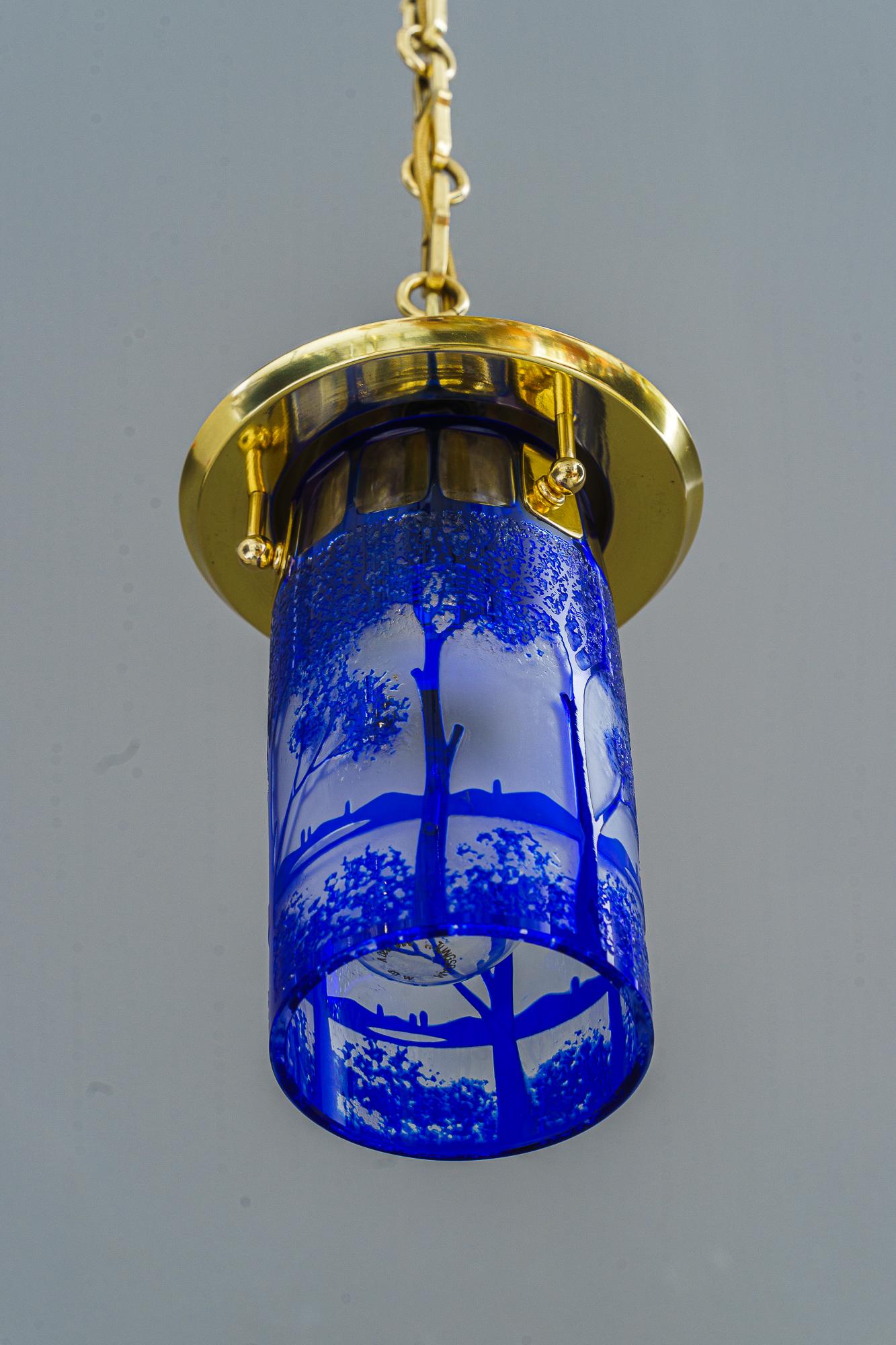 Suspension Art Déco Vienne avec abat-jour en verre taillé d'origine vers 1920 1