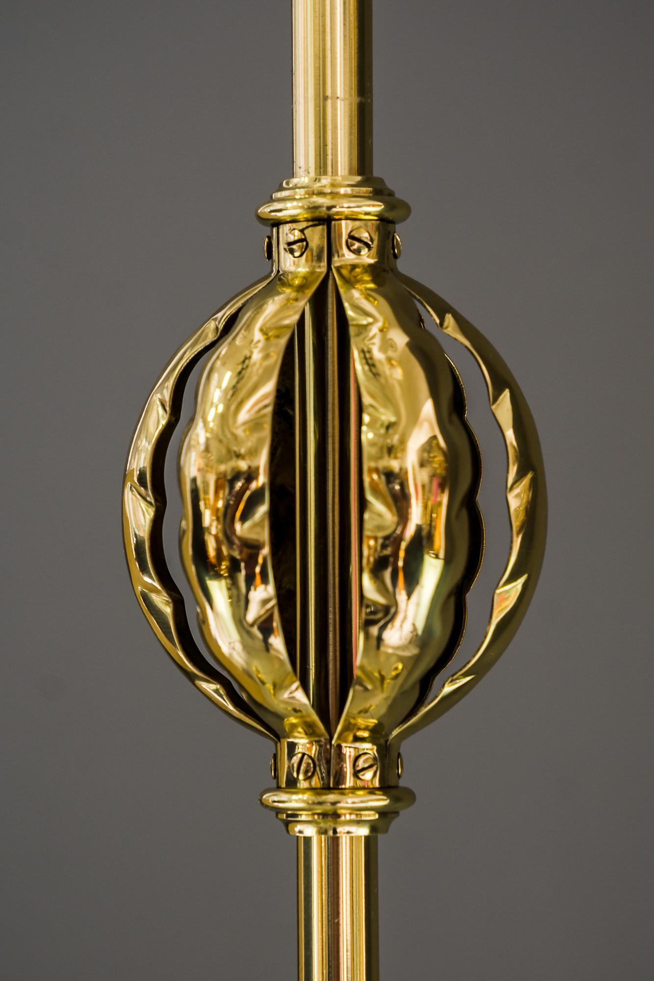 Art Deco Pendant with Original Glass Shades, Vienna, around 1920s For Sale 4