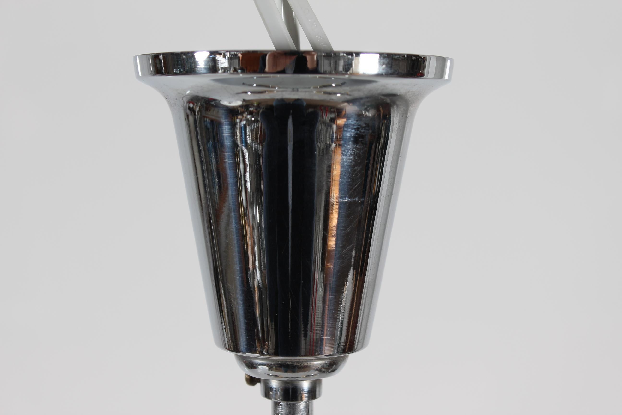 Art Deco Pendant with Two Ball Shaped Shades Fog & Mørup/Lyfa Denmark 1930s In Good Condition For Sale In Silkeborg, Silkeborg