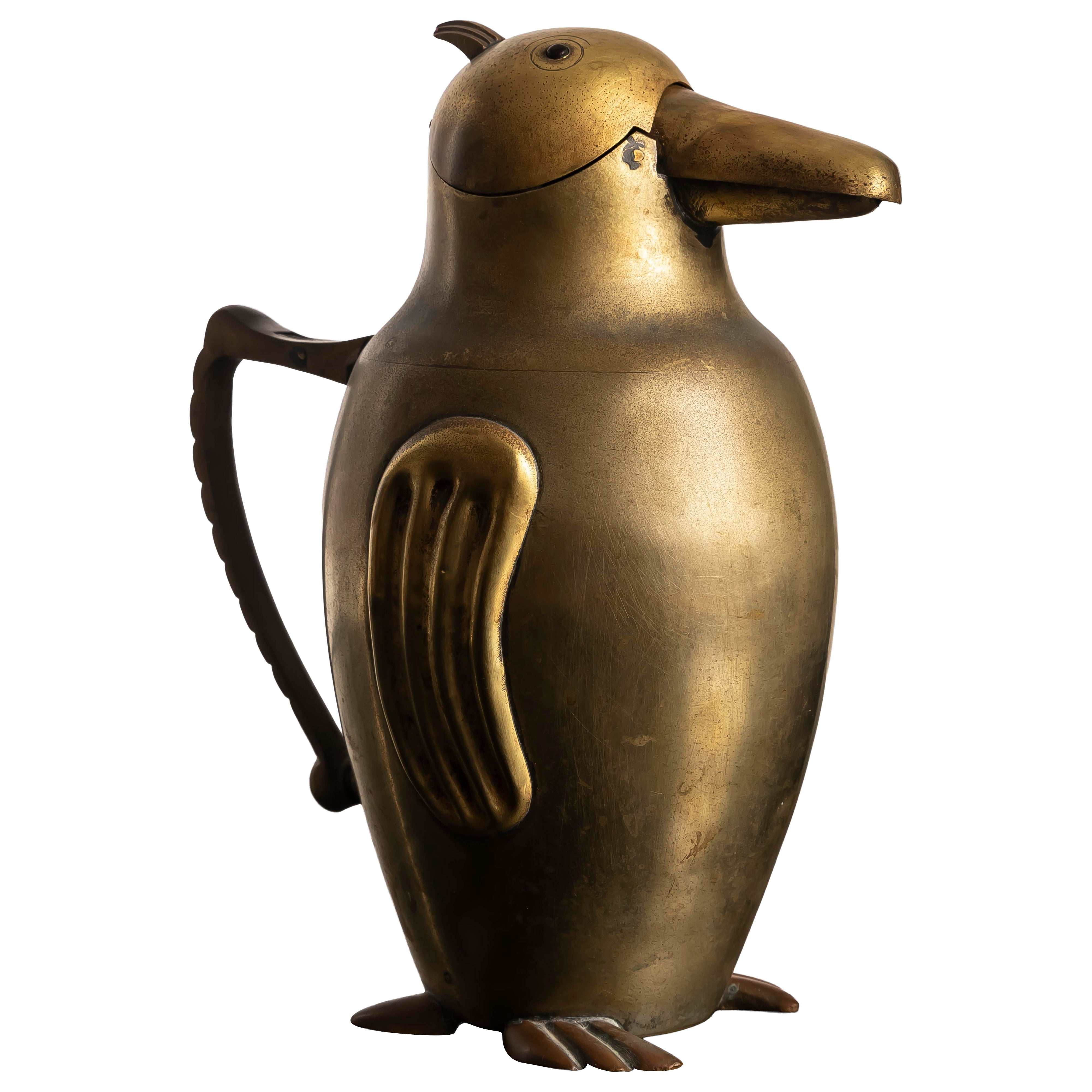 Art-Deco-Krug "Pinguin" aus Messing, Frankreich, 1930er Jahre