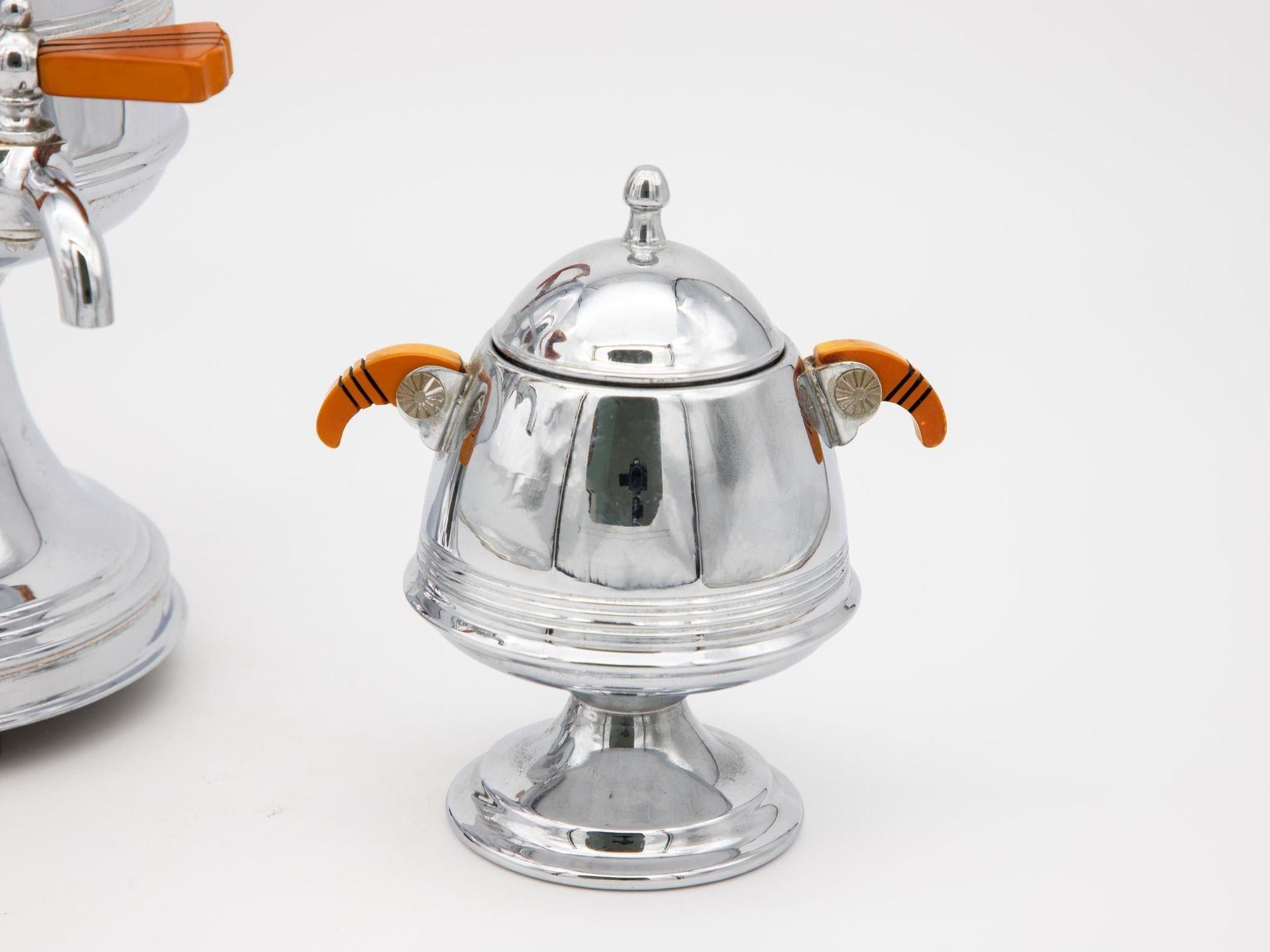 Art Deco Kaffeemaschine und Zuckerdose (Chrom) im Angebot