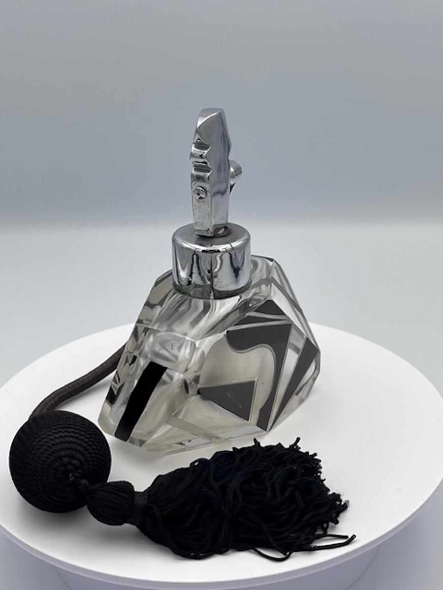 Bottiglia di profumo Art Deco di Karl Palda in vendita 2