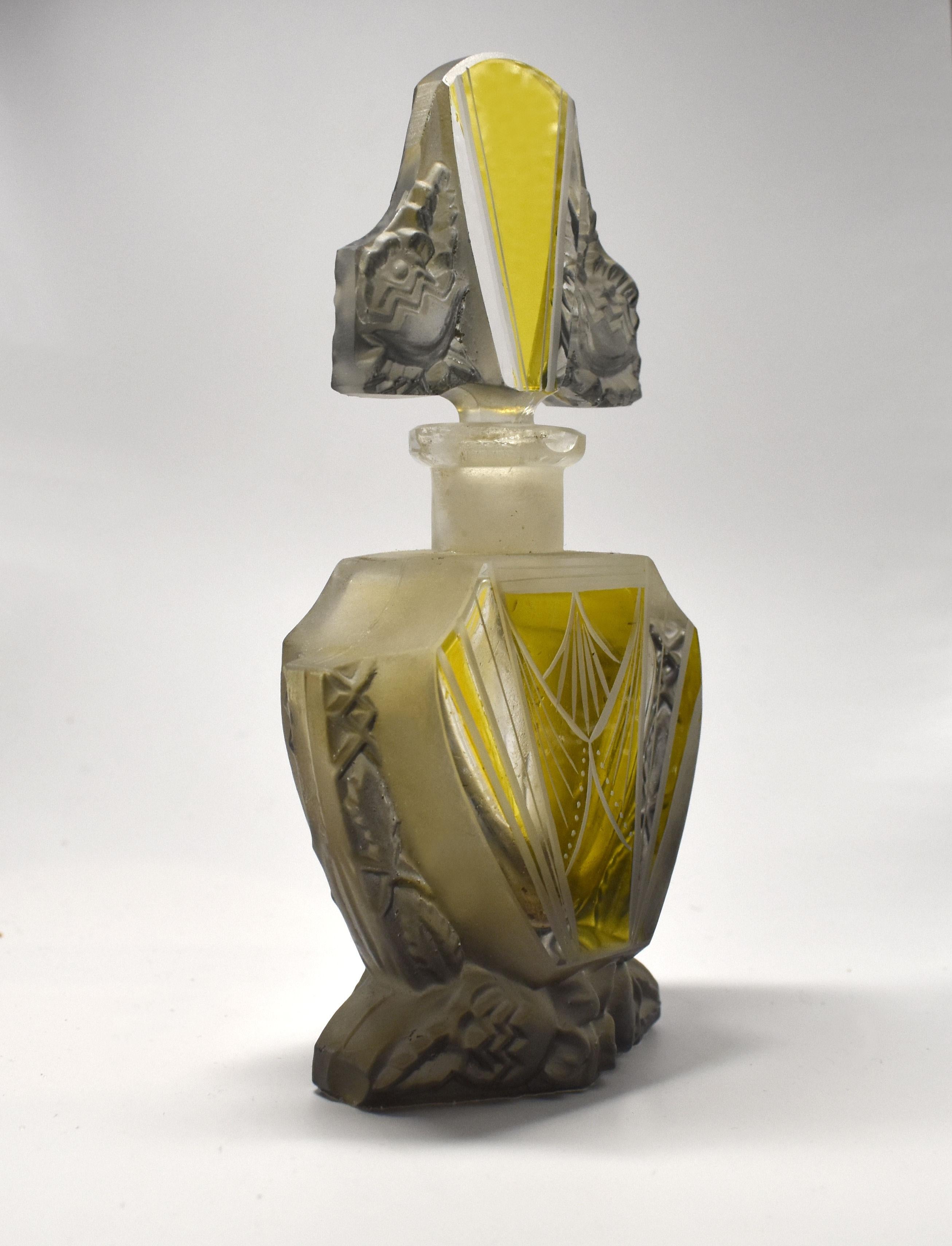 Parfümflasche im Art déco-Stil von Schlevogt & Hoffman, um 1930 (Britisch) im Angebot