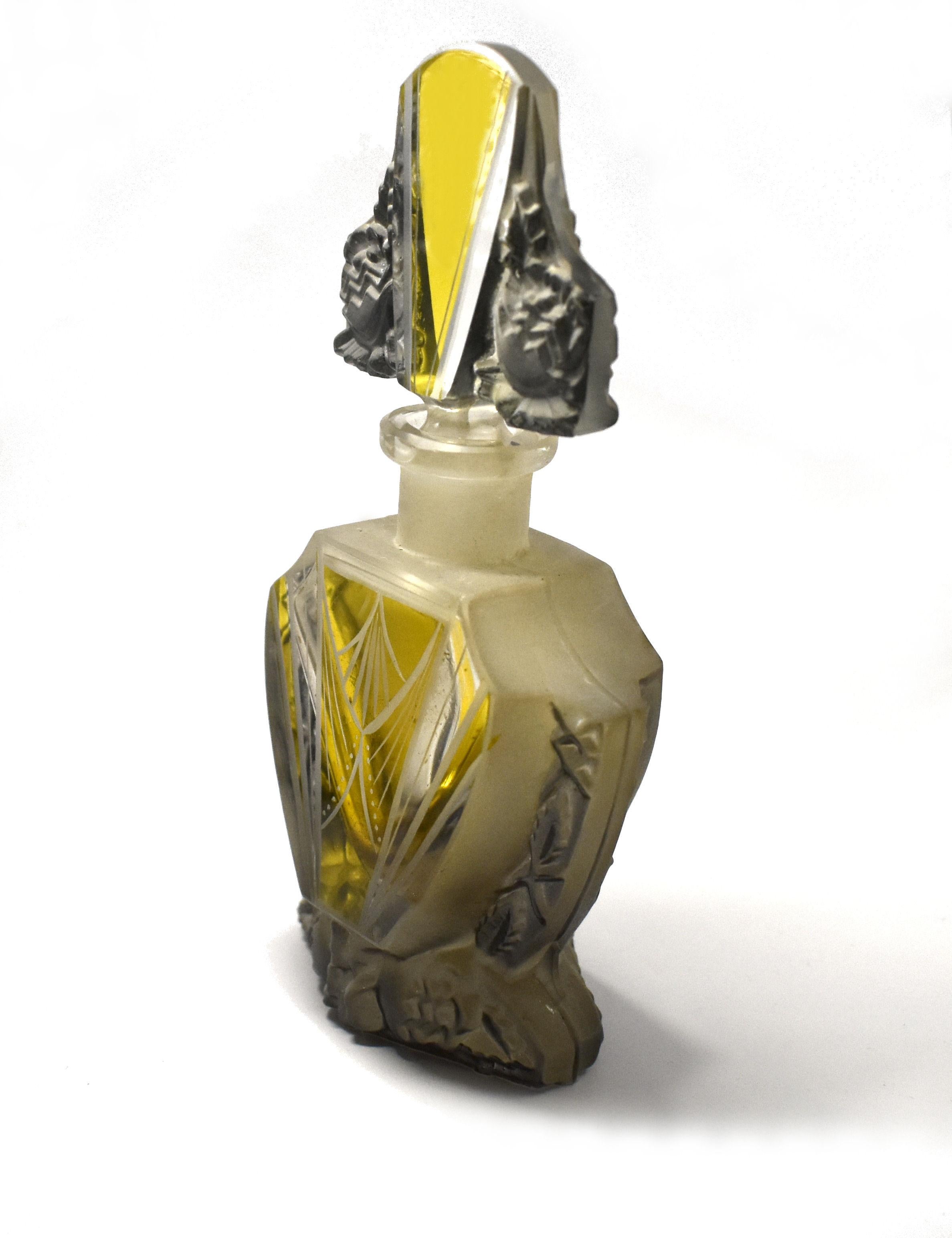 Enameled Art Deco Perfume Bottle by Schlevogt & Hoffman, circa 1930 For Sale