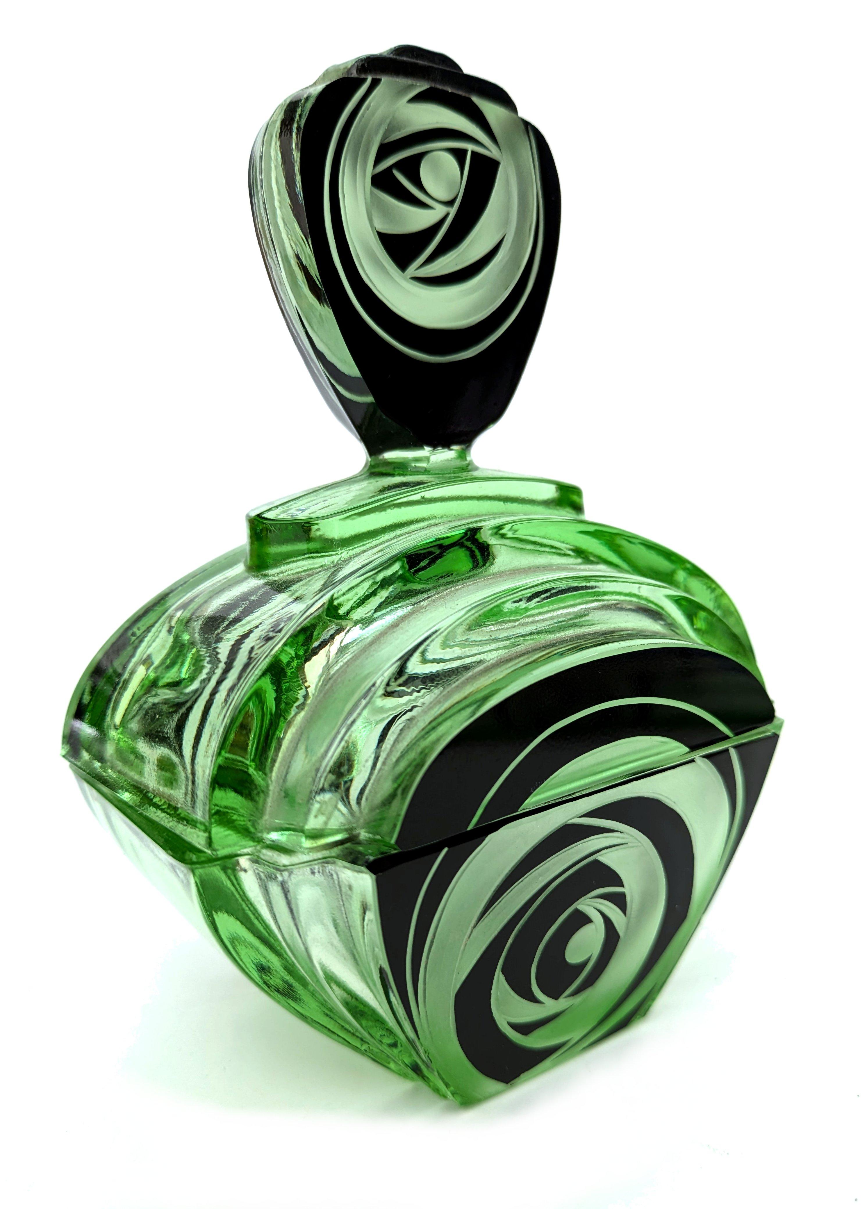Art Deco Perfumery Streamline Dressing Set , 1930's For Sale 1
