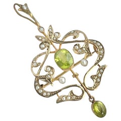 Antique Art Deco Peridot and Pearl 9 Carat Gold Pendant and Brooch
