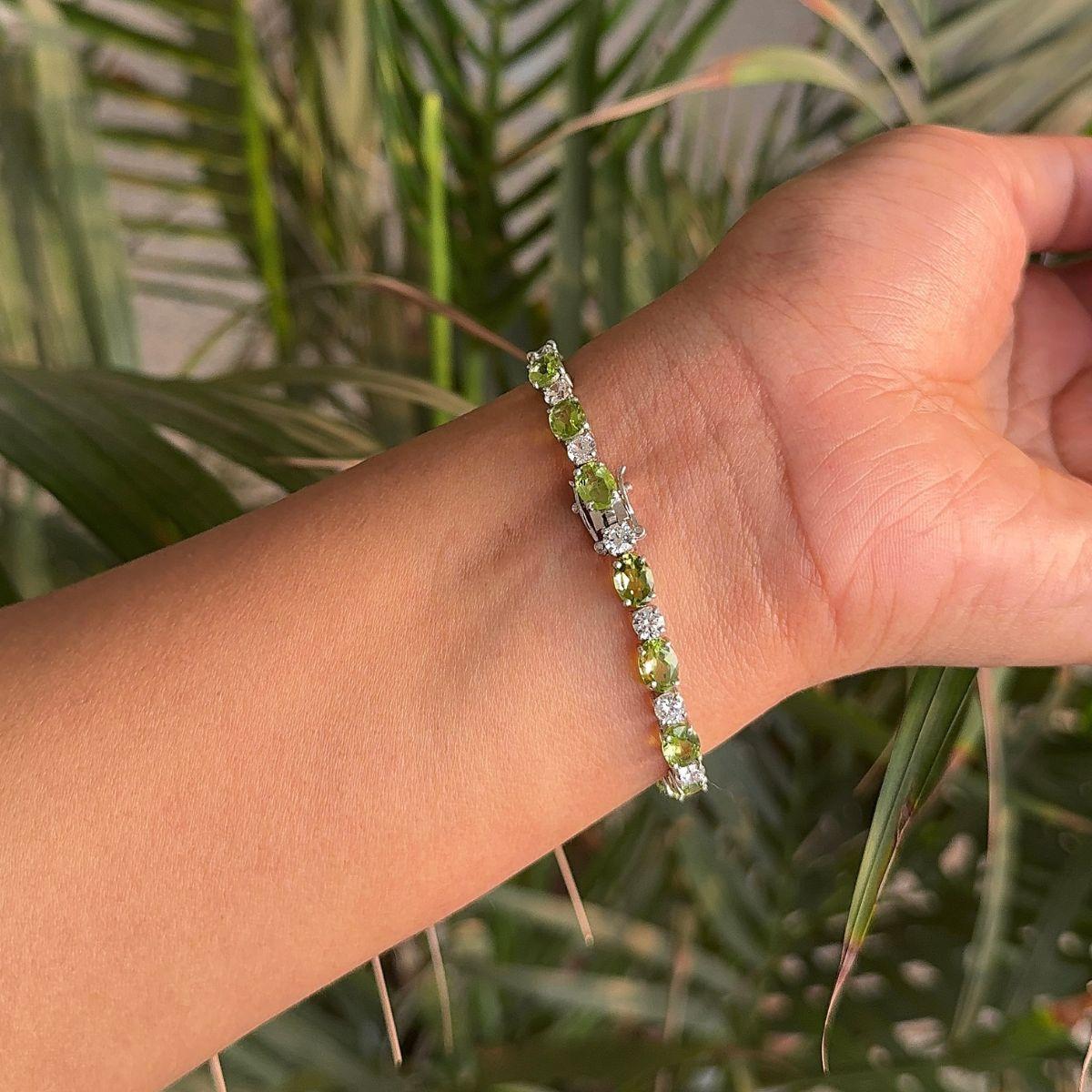 Art Deco Style Peridot Tennis Bracelet 925 Silver Engagement Gift for Her For Sale 2