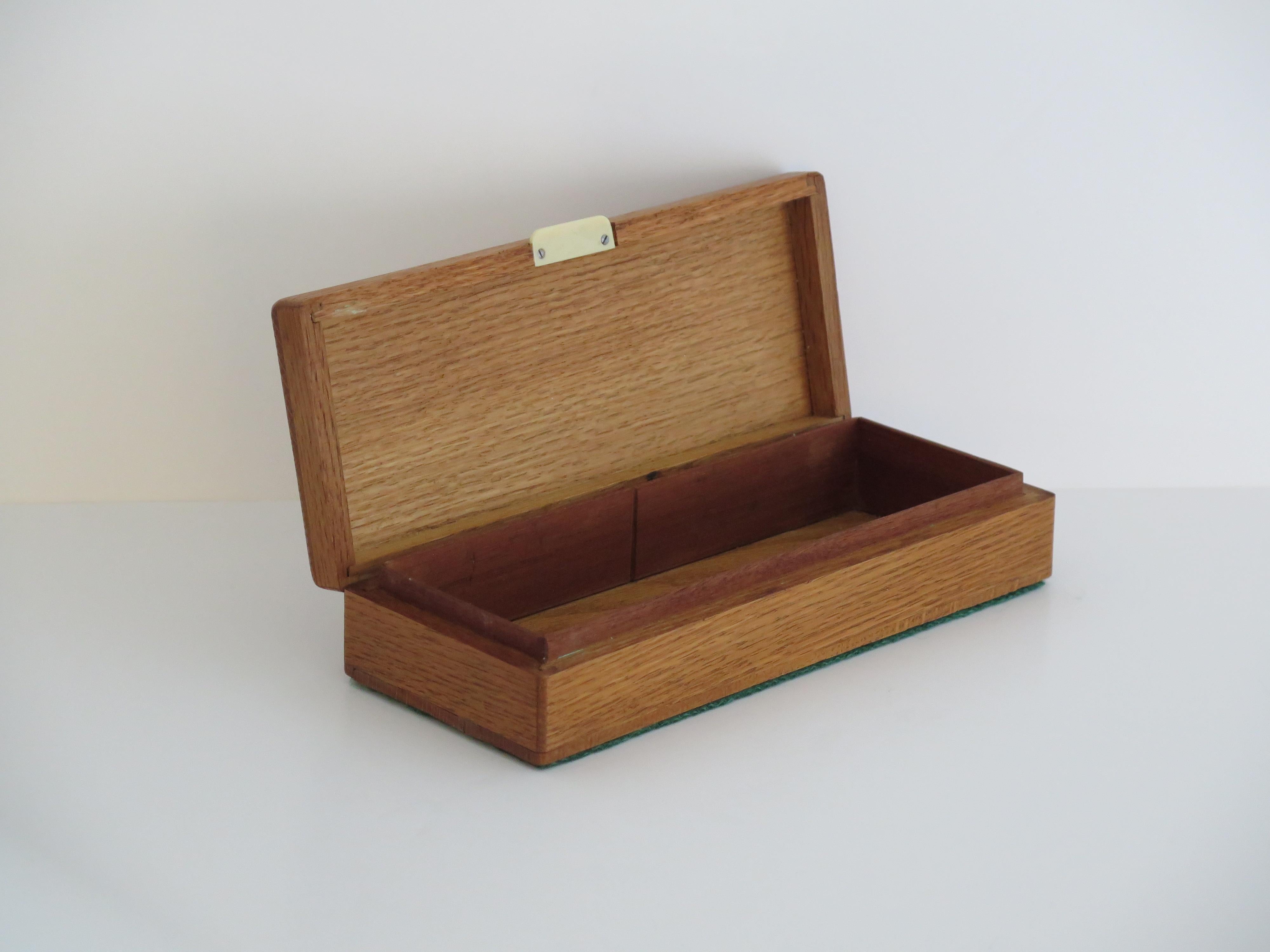 Art Deco Period Box handmade in hardwood with hinged lid, French circa 1925 im Angebot 3