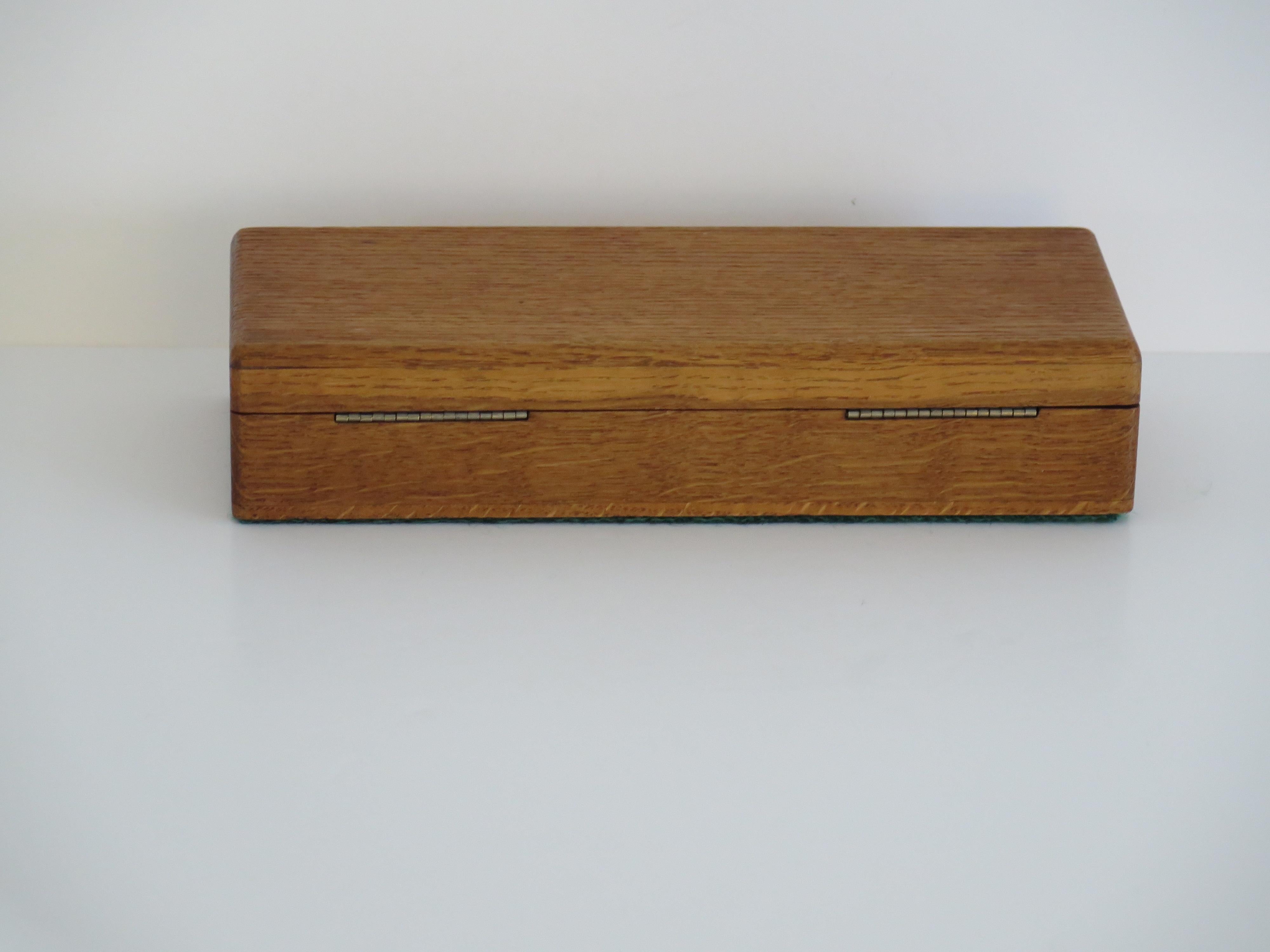 Art Deco Period Box handmade in hardwood with hinged lid, French circa 1925 im Angebot 5