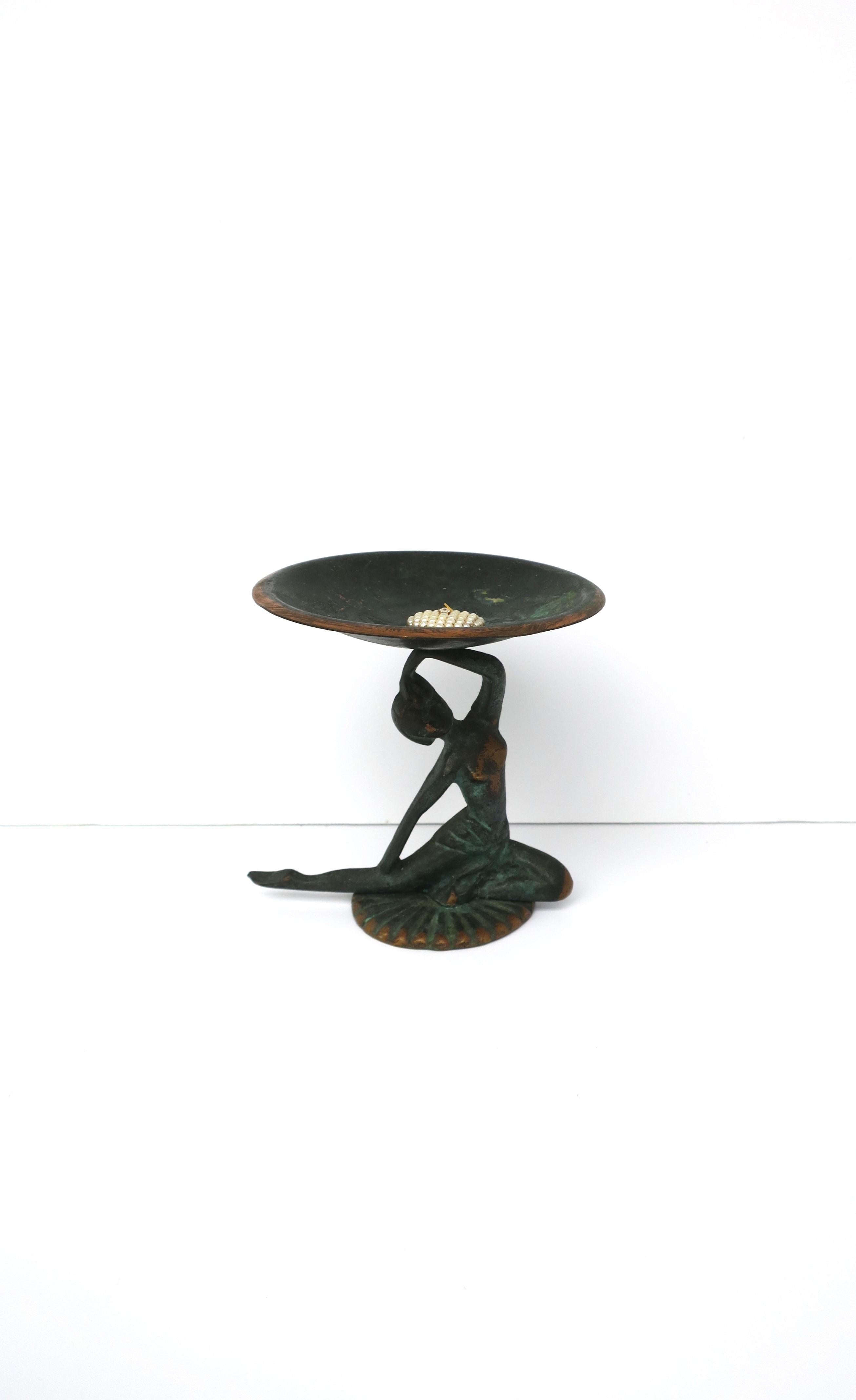 Art Deco Bronze Tazza Coupe Compote with Female Figure In Good Condition In New York, NY