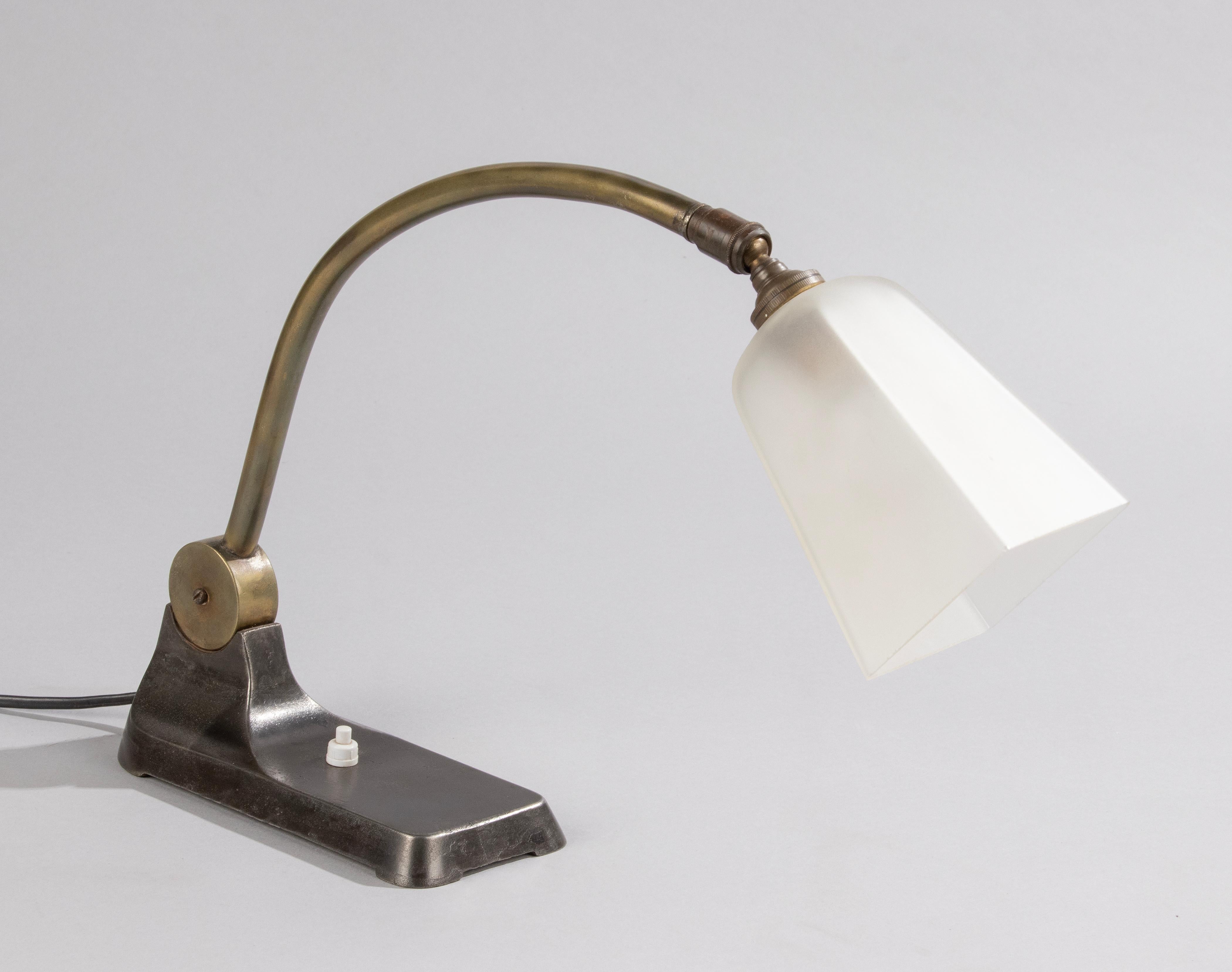 Art Deco Period Cast Iron-Brass Desk Lamp For Sale 6
