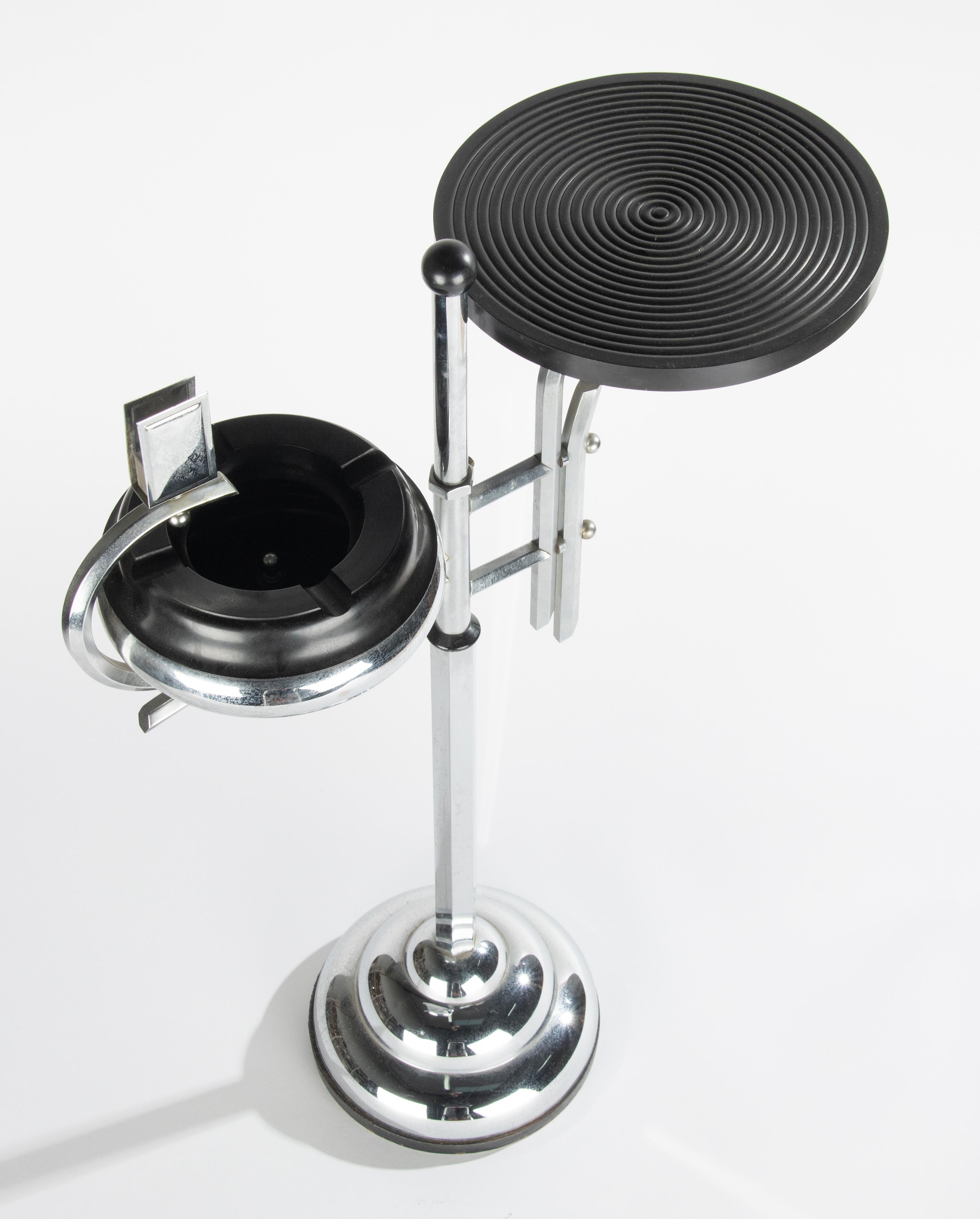 Art Deco Period Chrome-plated Bauhaus Design Ashtray by Demeyere 5