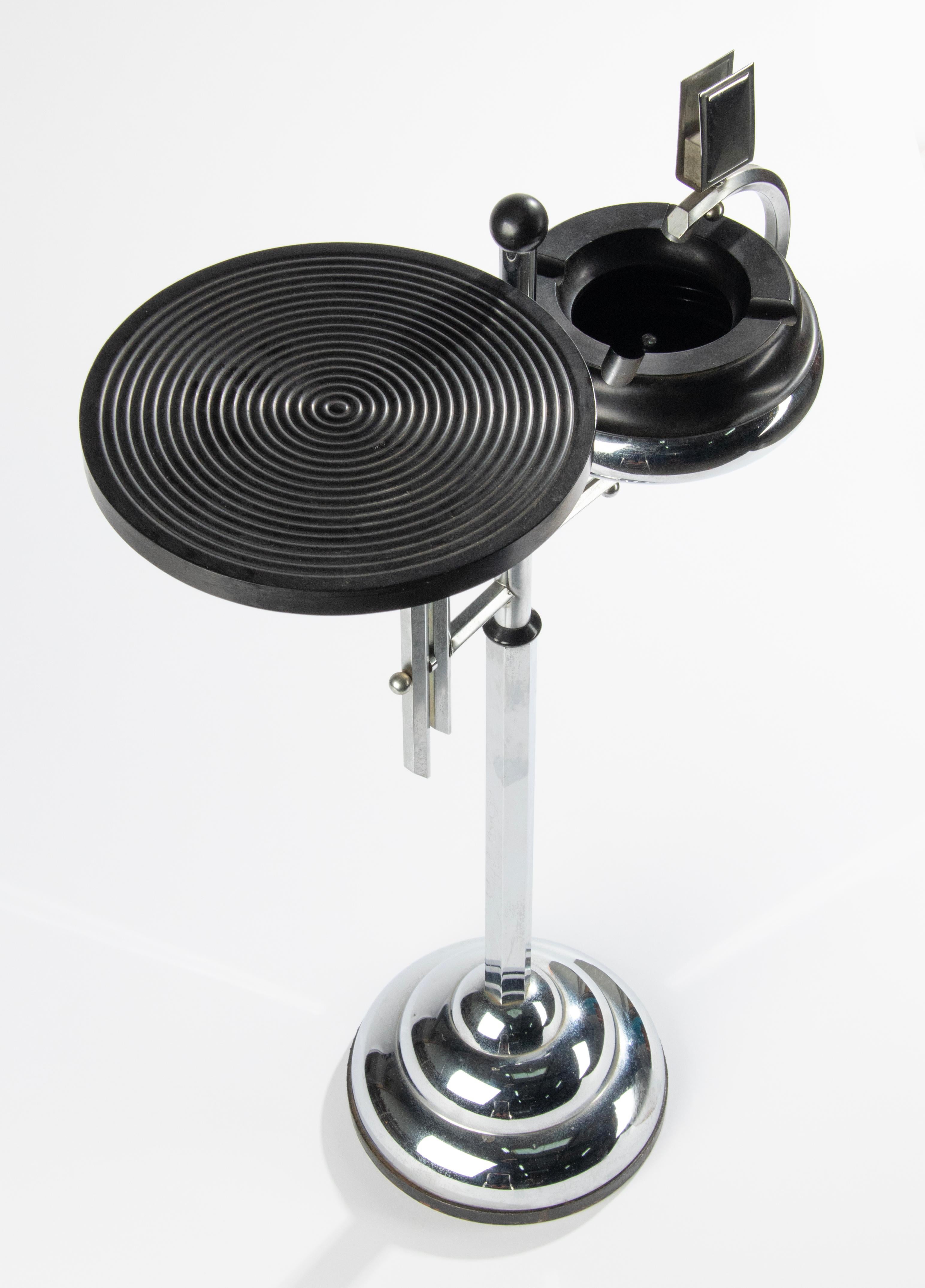 Art Deco Period Chrome-plated Bauhaus Design Ashtray by Demeyere 10