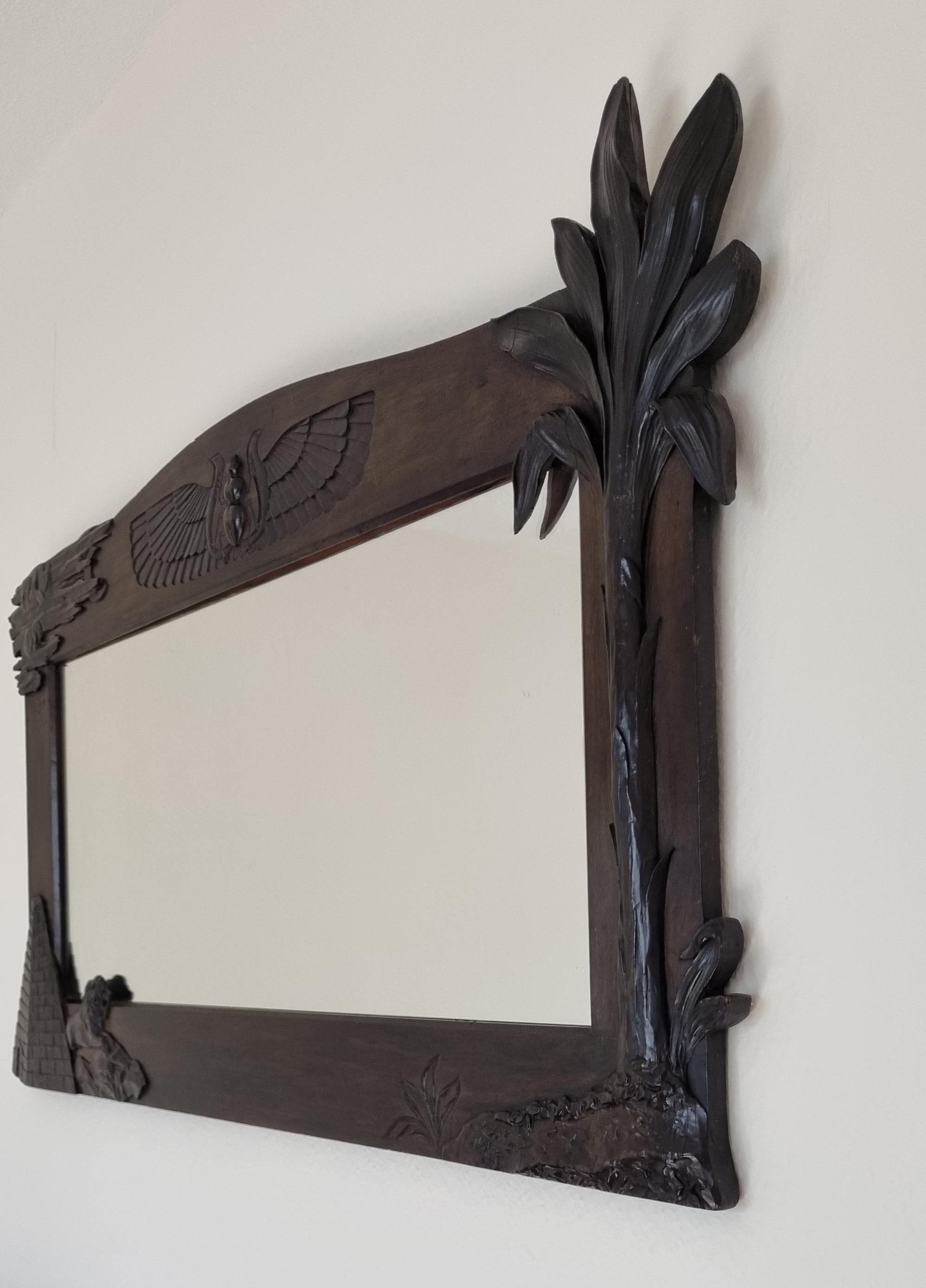 Anglais Art Deco Period Egyptian Revival Wall Mirror en vente