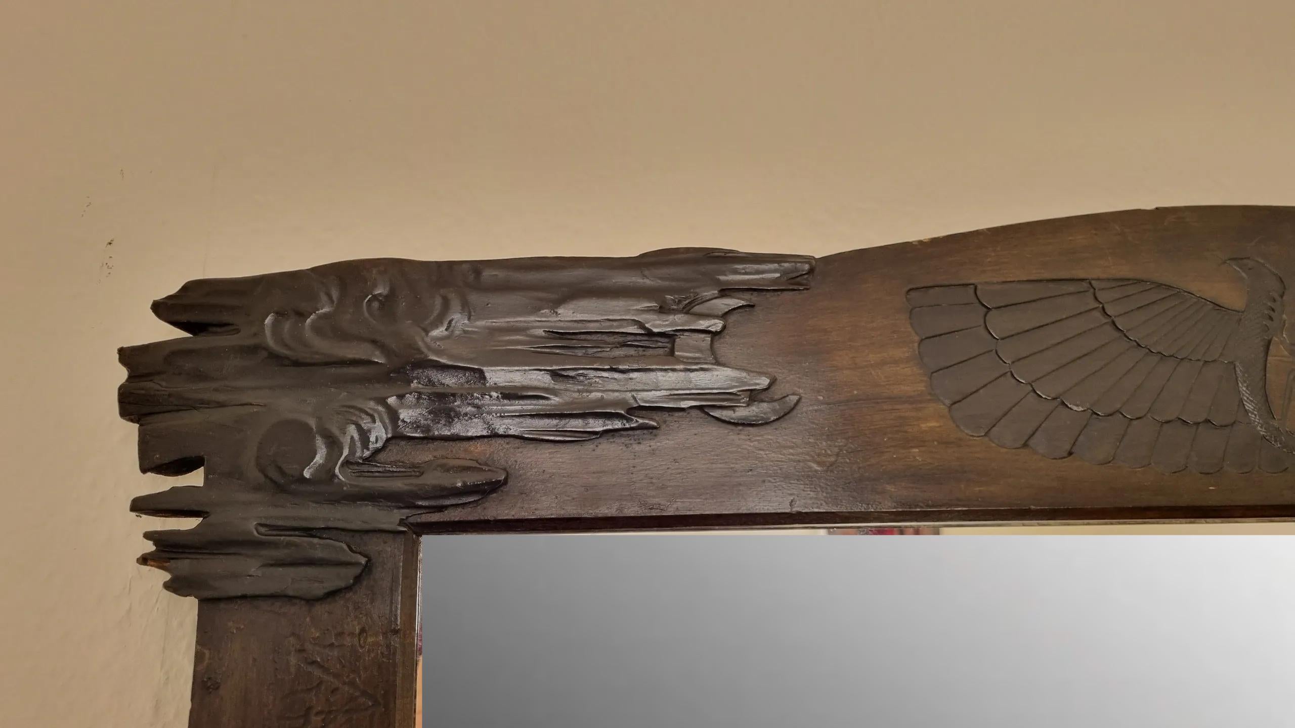 Art Deco Period Egyptian Revival Wall Mirror Bon état - En vente à Hoddesdon, GB