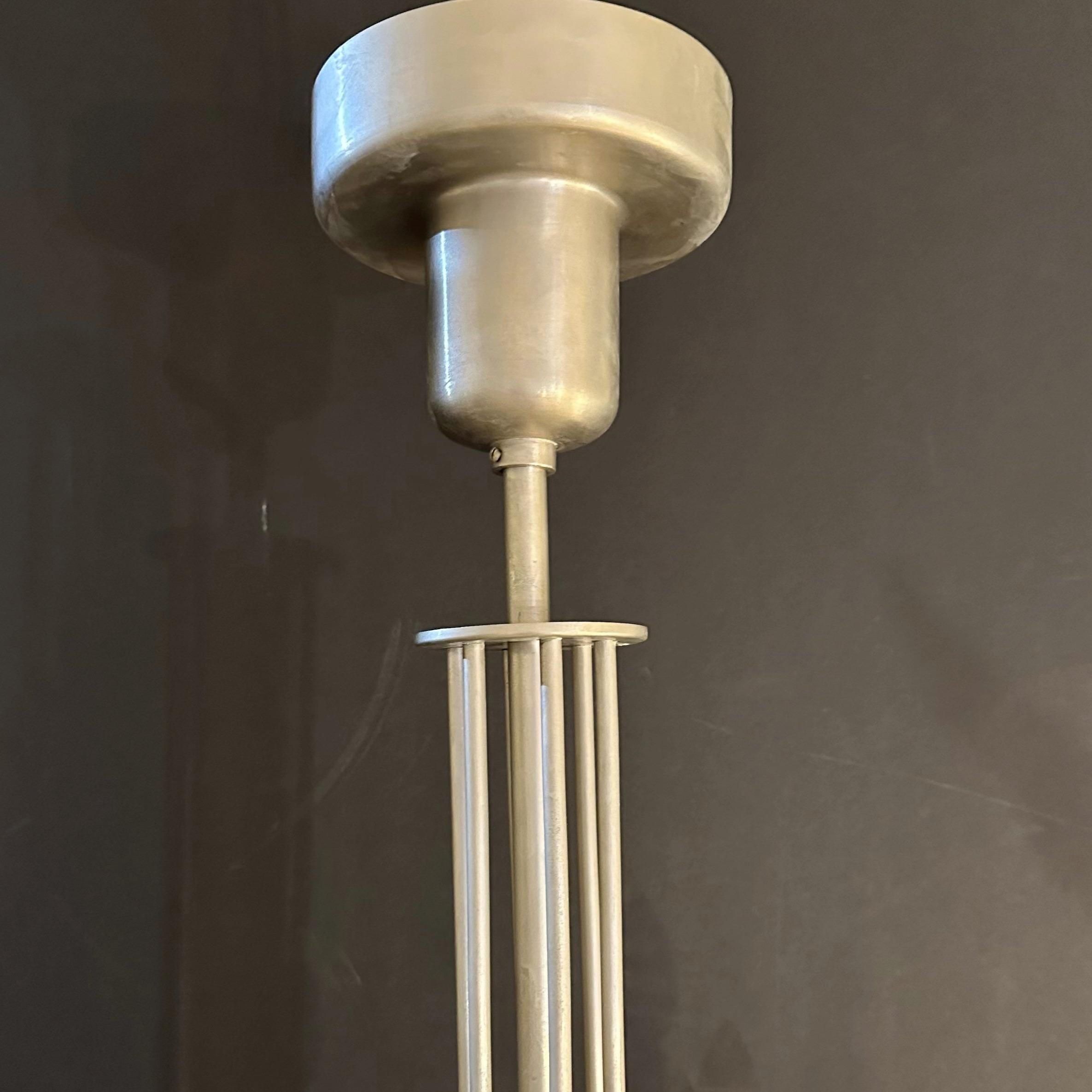 Tedesco Lampadario a otto bracci di epoca Art Déco Germania 1930 circa in vendita