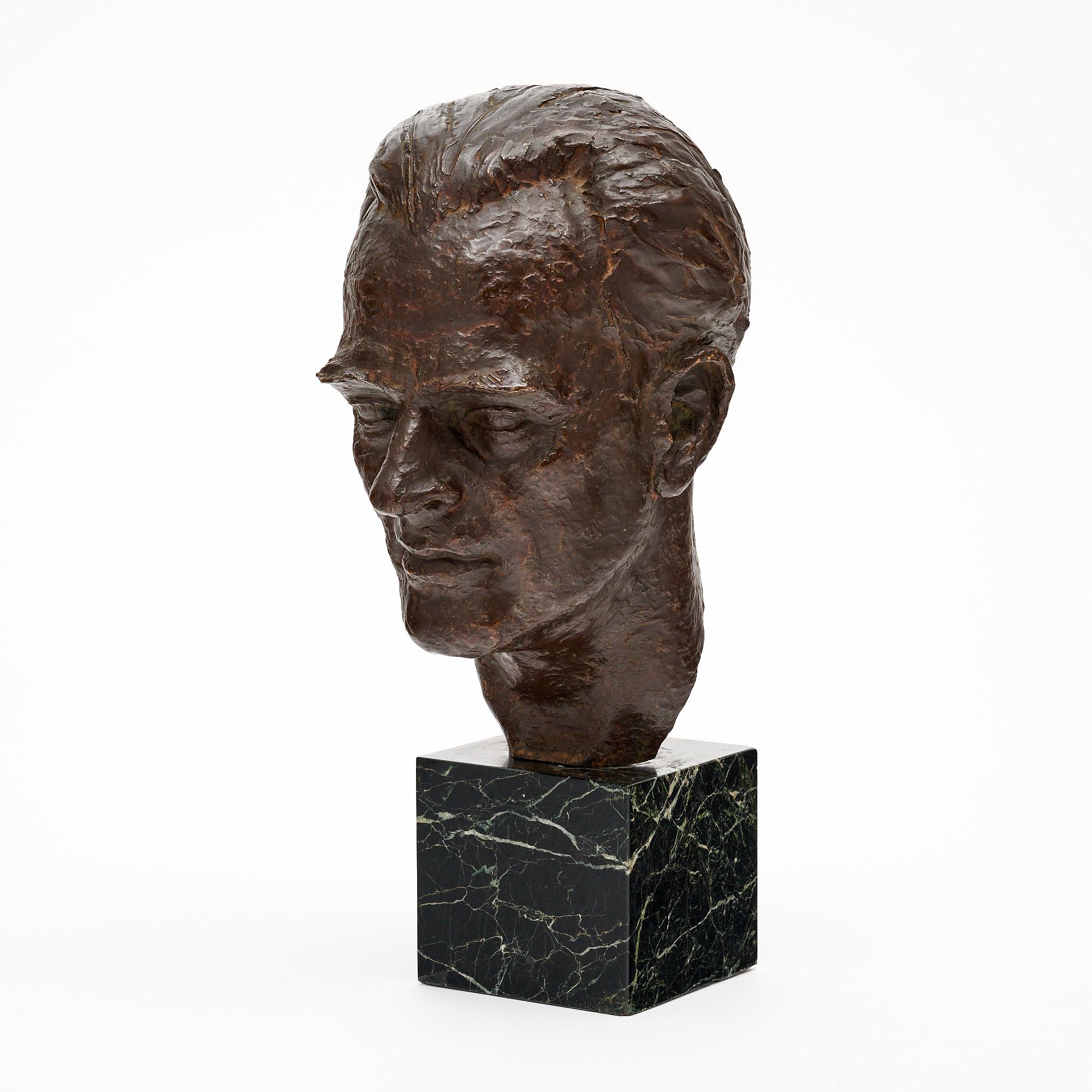 Busto in bronzo francese del periodo Art Deco in vendita 2