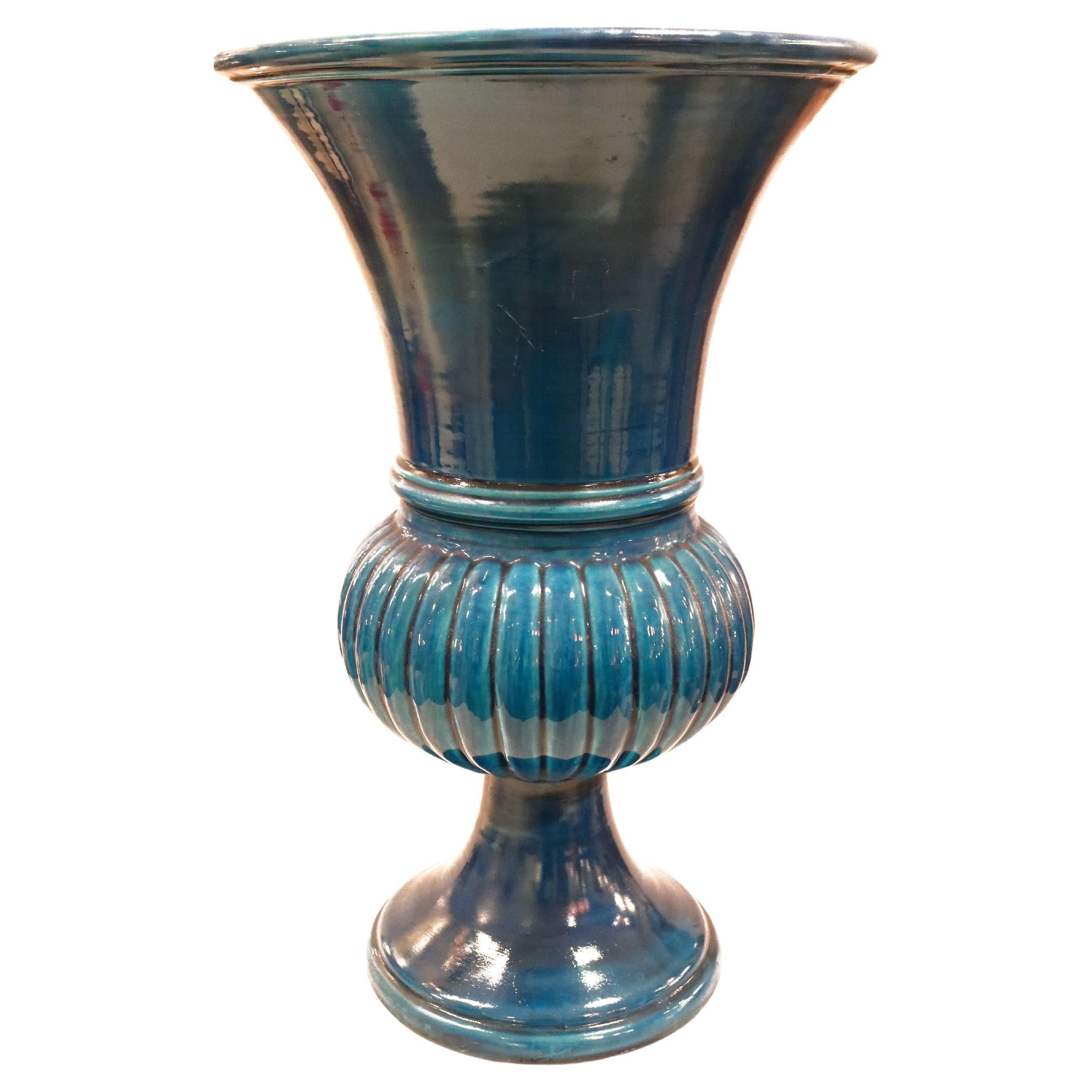 Vaso in ceramica smaltata francese del periodo Art Deco Francia circa 1920
