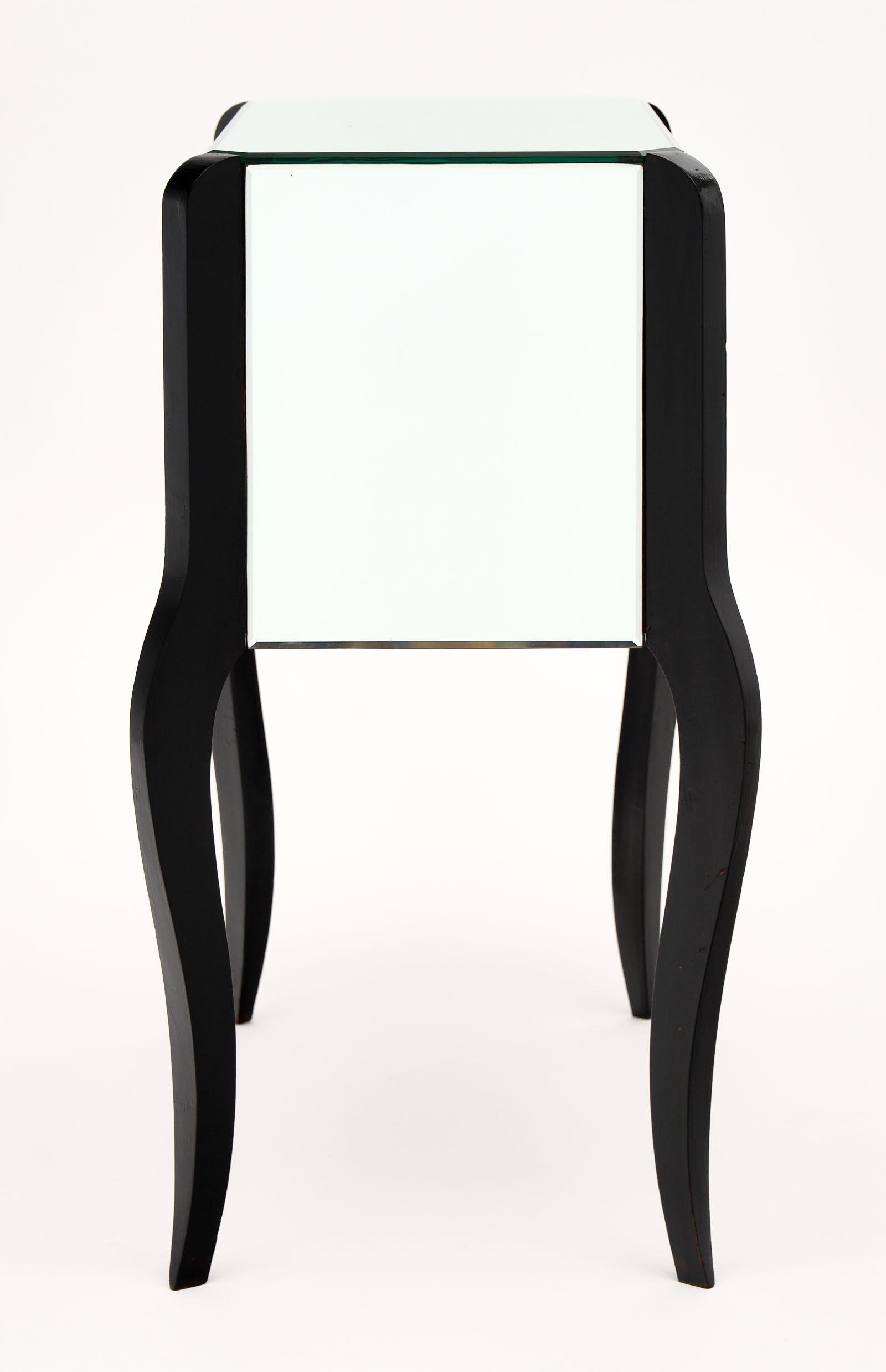 Art Deco Period French Mirrored Side Tables 3