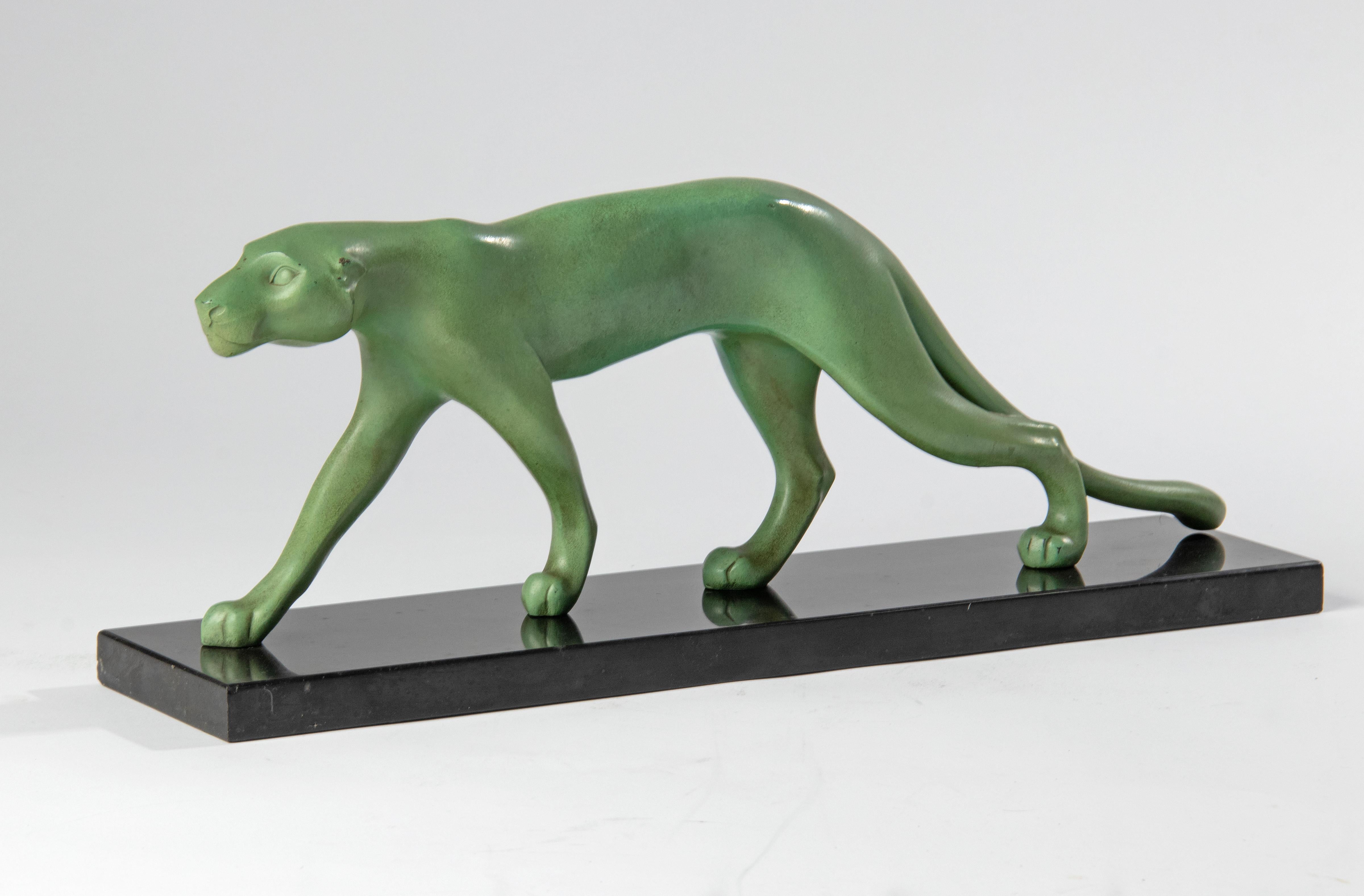 Art Deco Period Green Patinated Spelter Sculpture Cougar For Sale 10