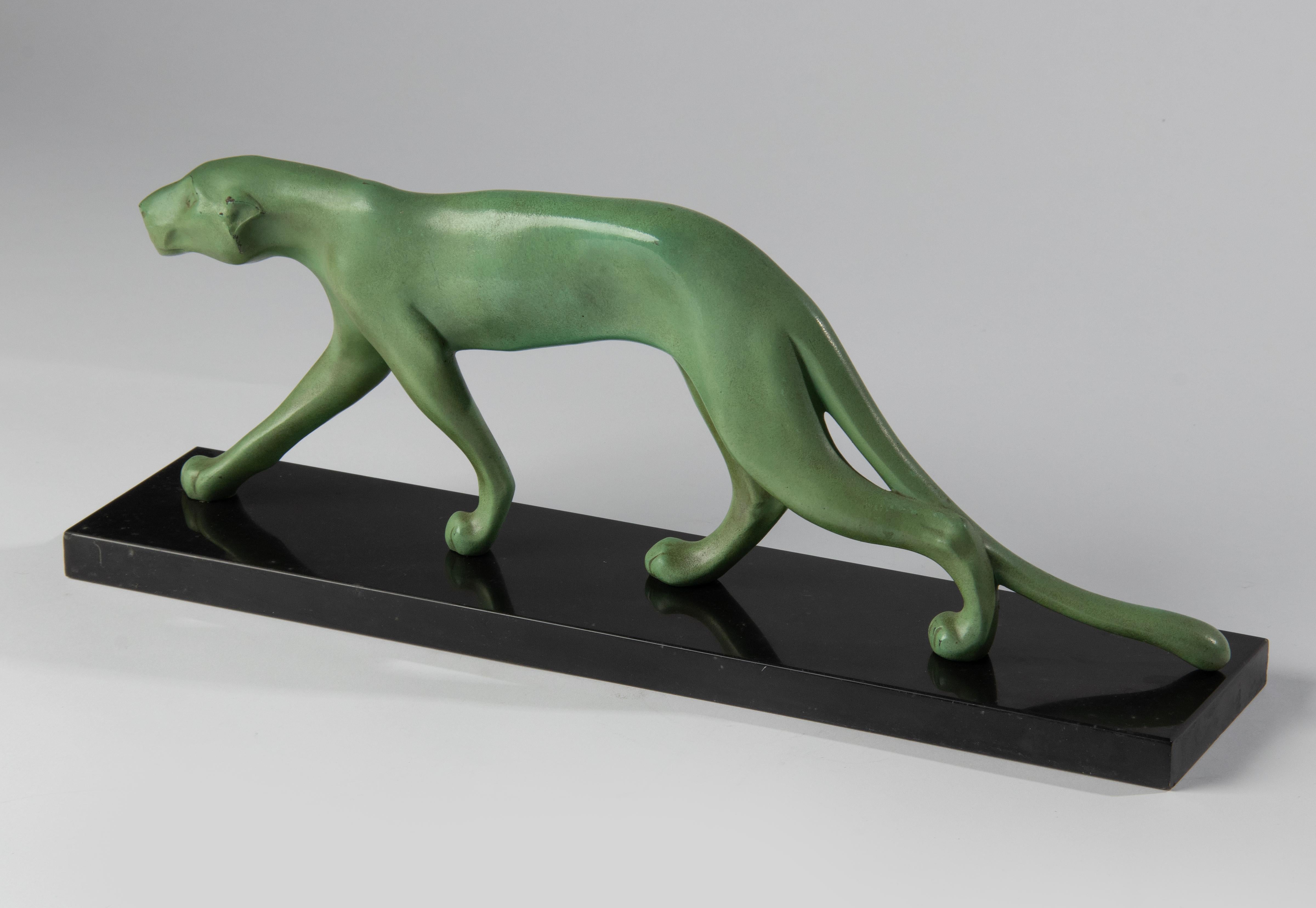 Art Deco Period Green Patinated Spelter Sculpture Cougar For Sale 1