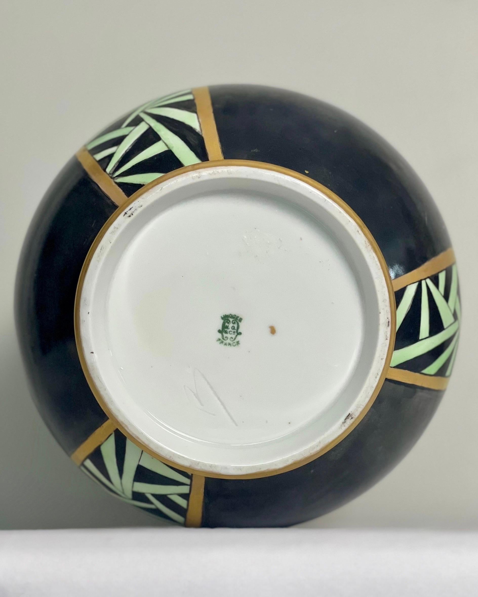 Übertopf aus Limoges-Porzellan mit schillernder Glasur und Vergoldung aus der Zeit des Art déco im Angebot 6
